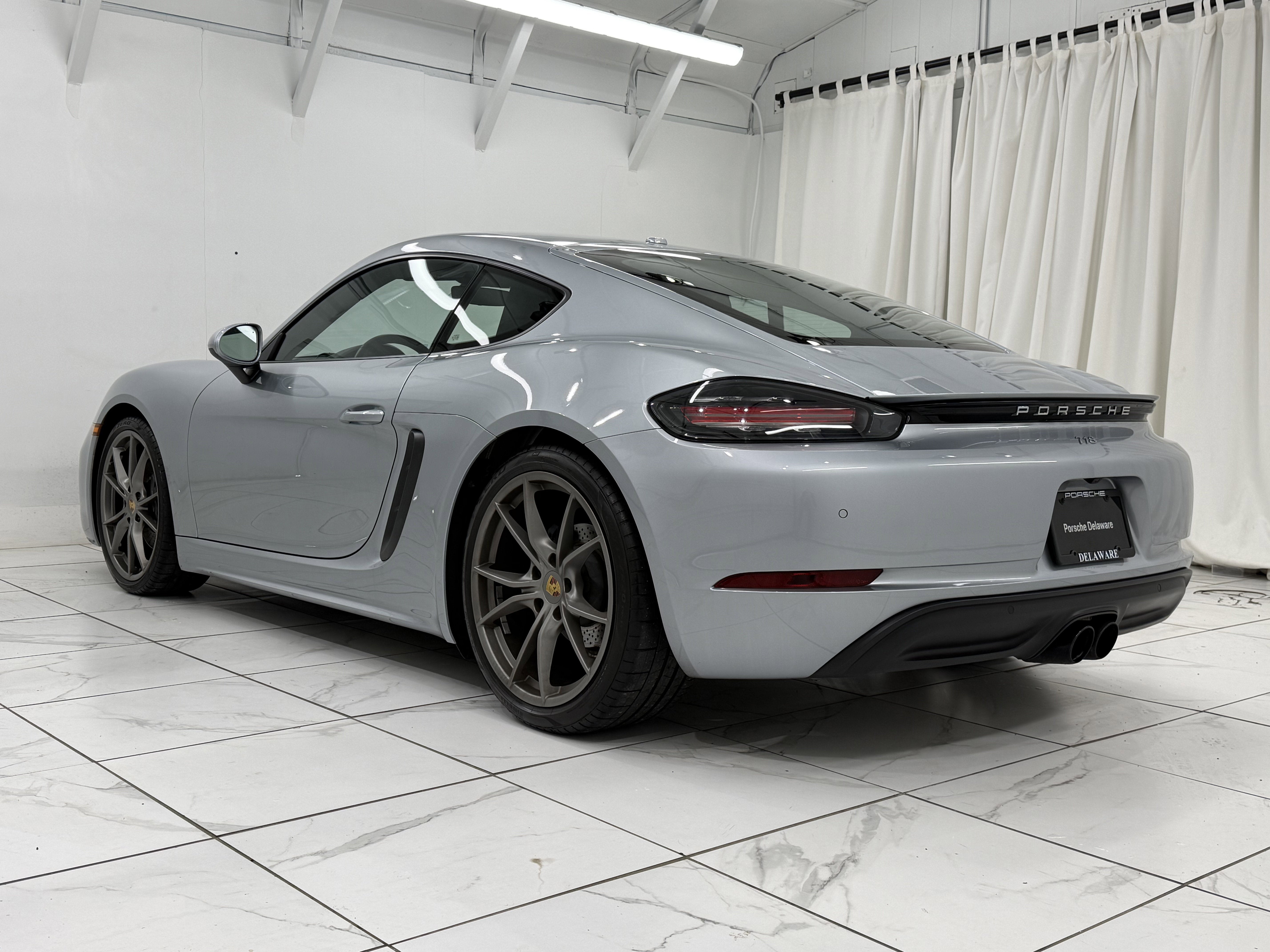 2021 Porsche 718 Cayman T