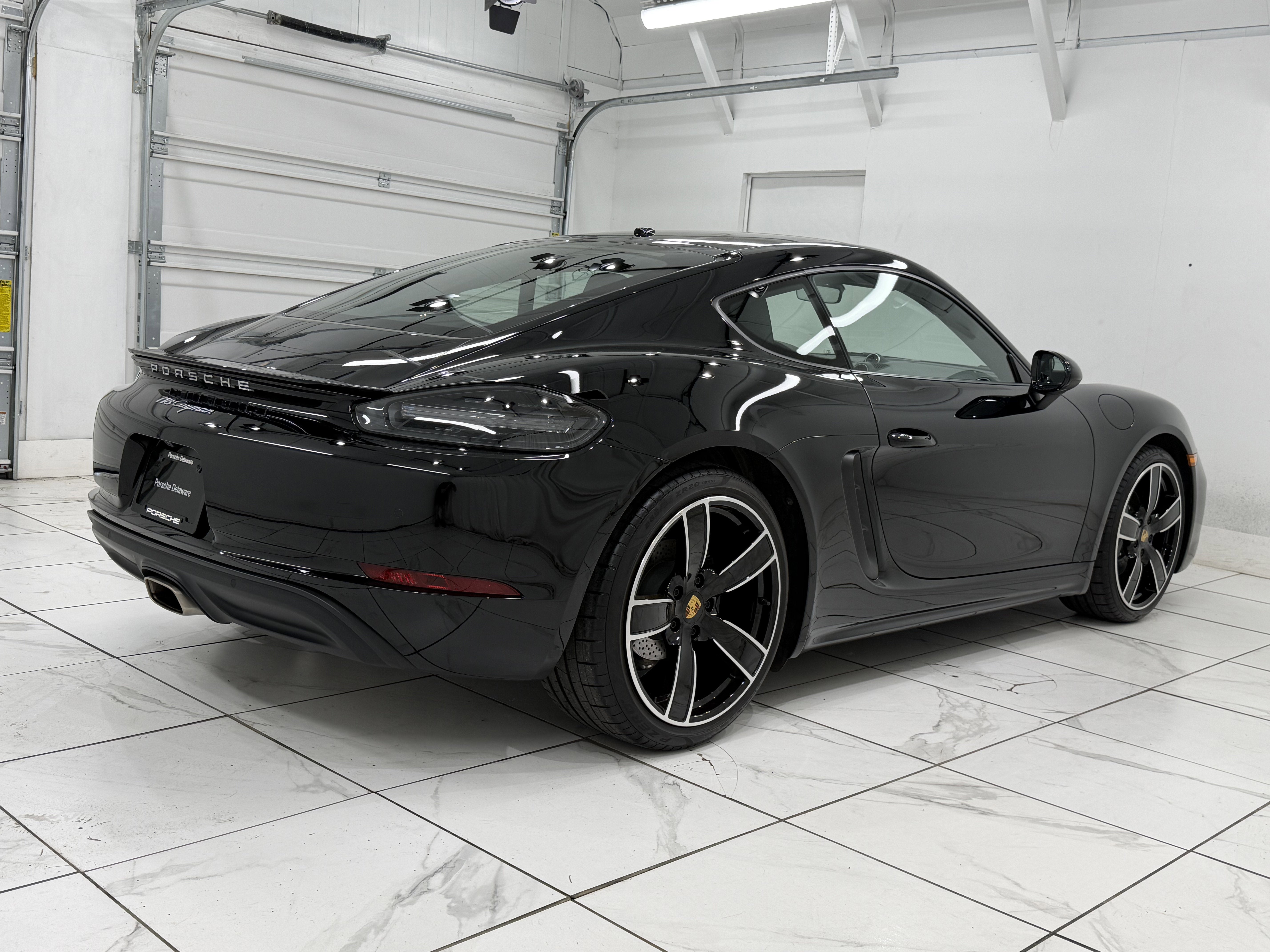 2025 Porsche 718 Cayman Base