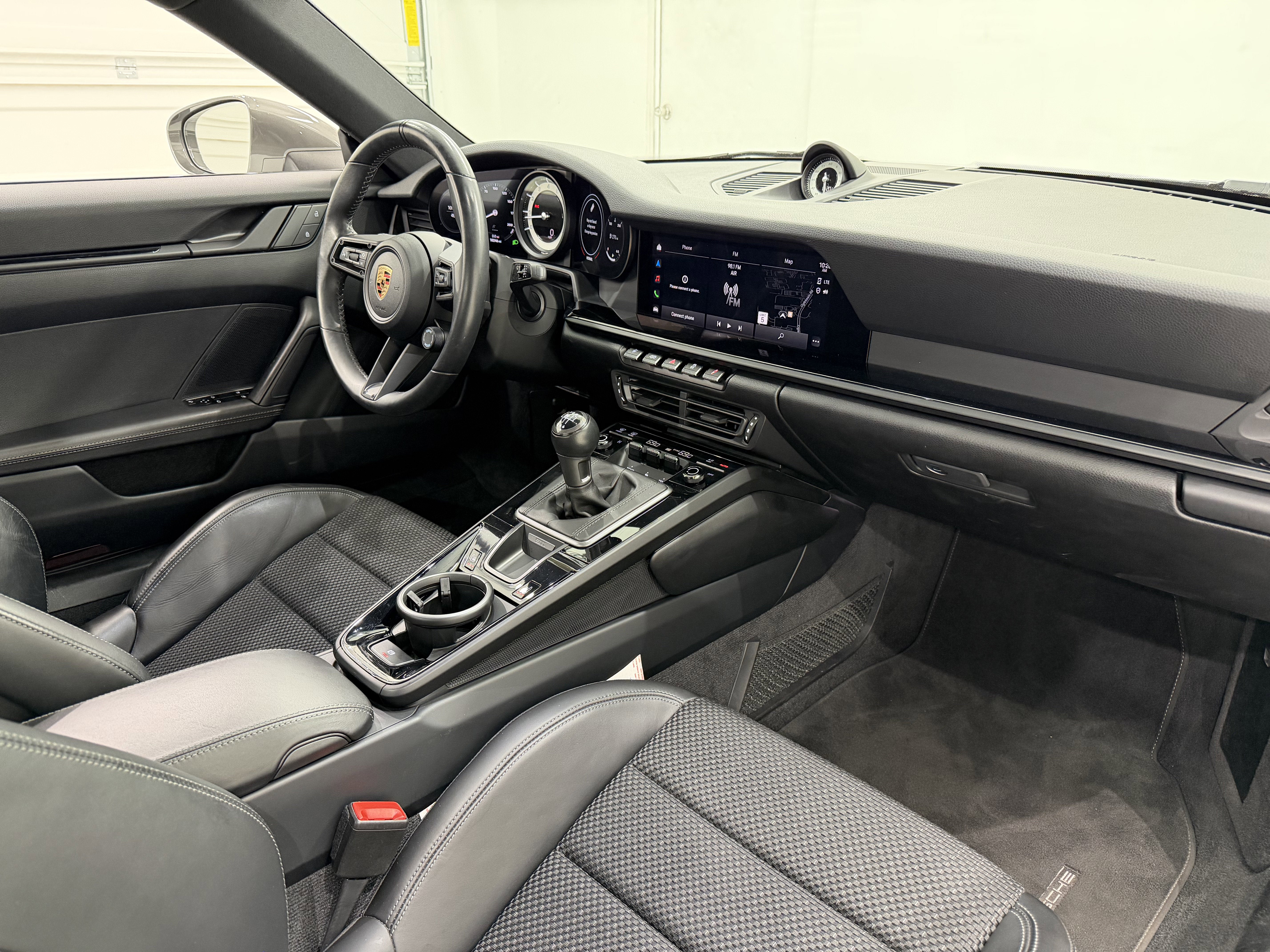 2023 Porsche 911 Carrera T