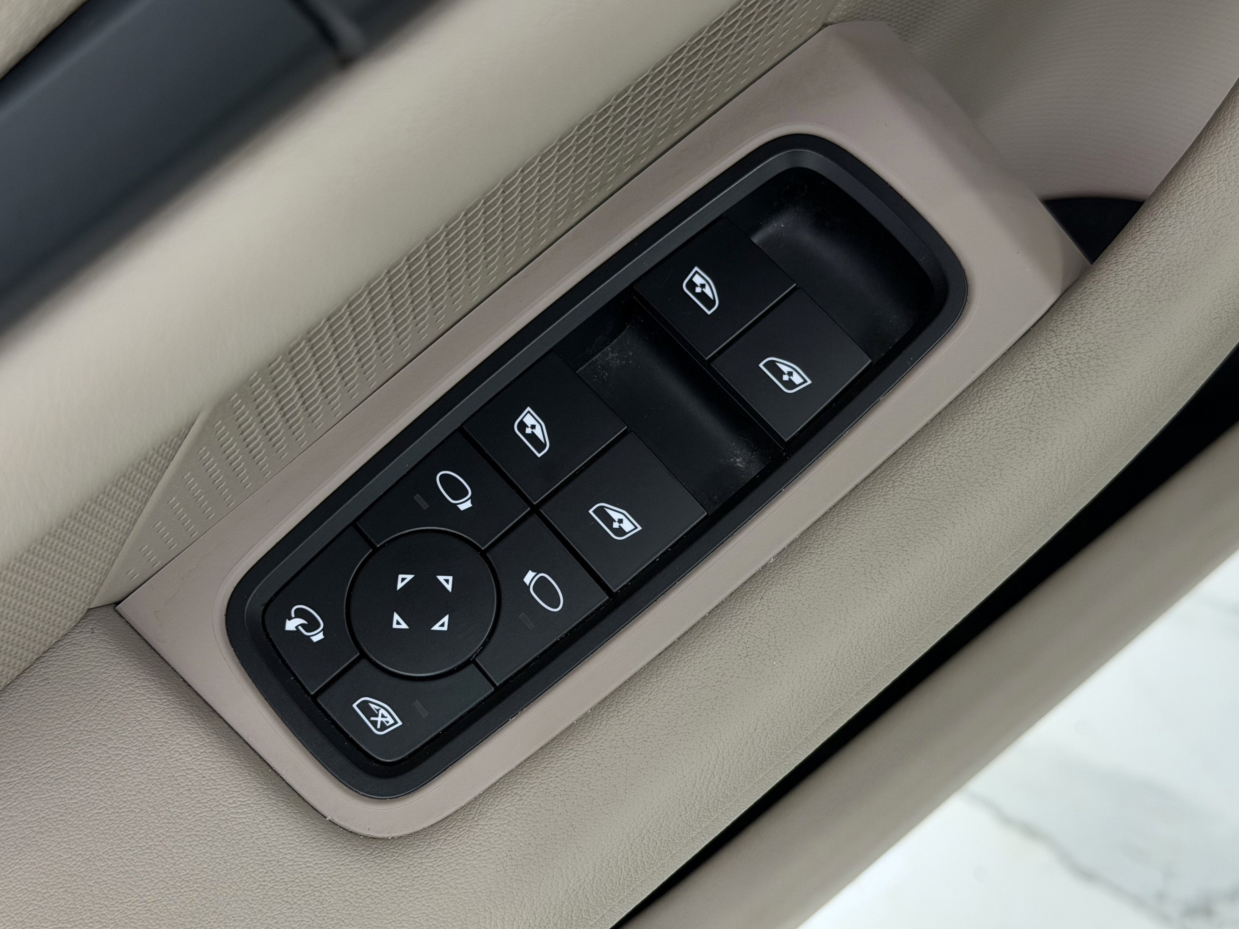 2022 Porsche Taycan RWD