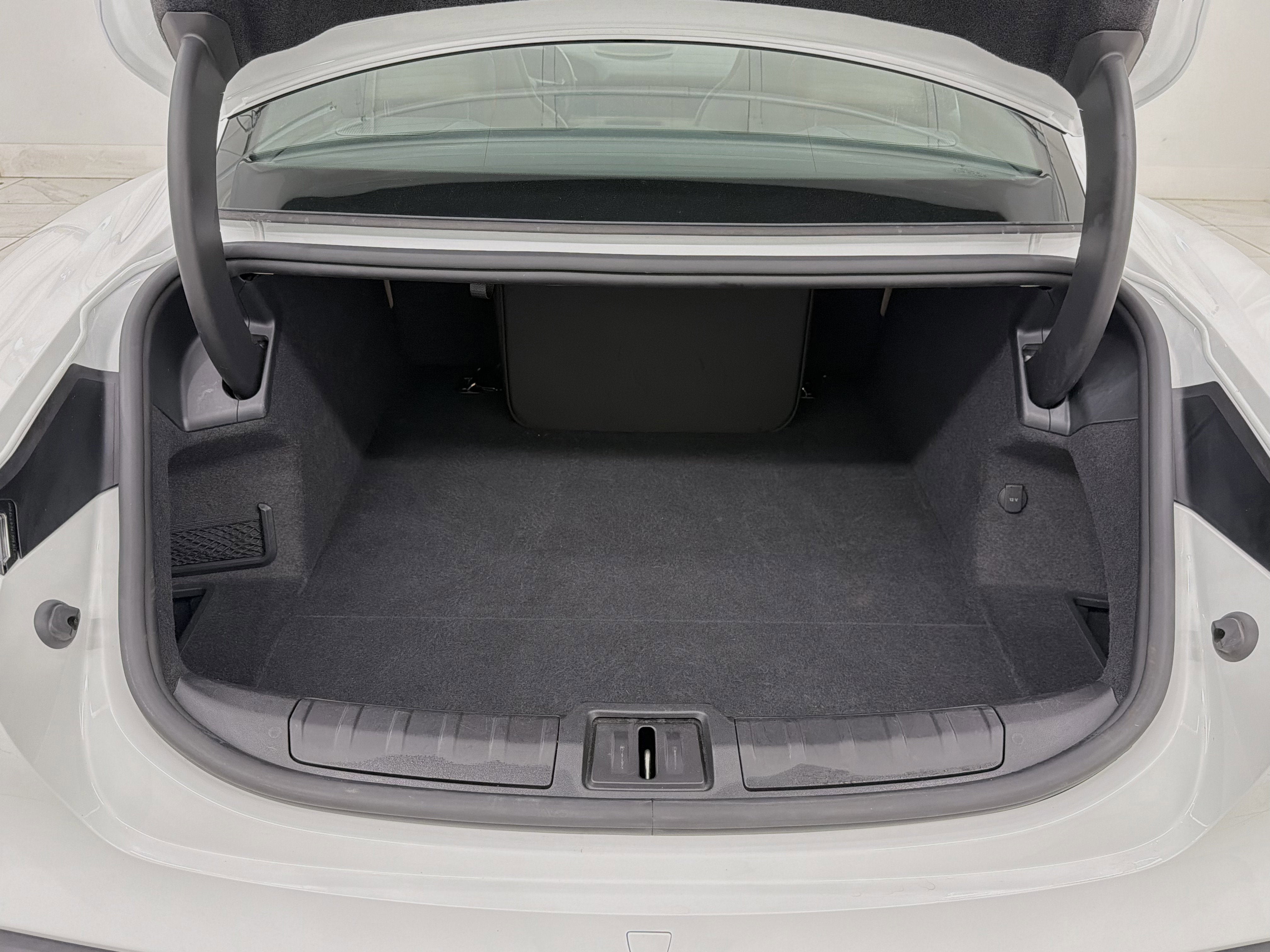 2022 Porsche Taycan RWD