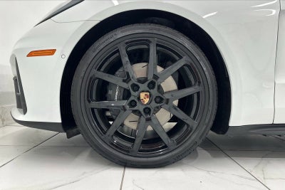 2024 Porsche Panamera 4