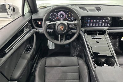 2024 Porsche Panamera 4