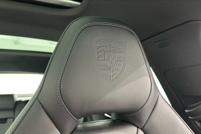 2024 Porsche Panamera 4