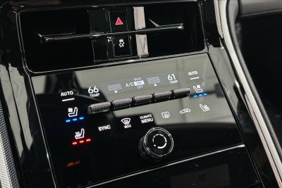 2024 Porsche Panamera 4