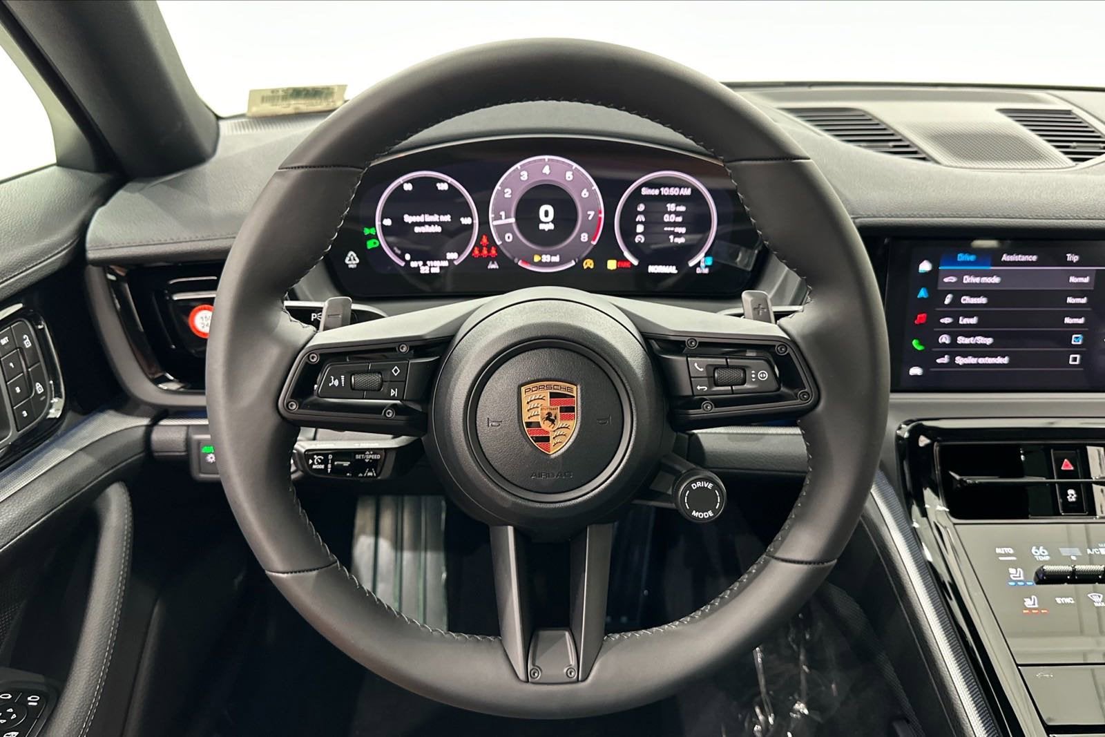 2024 Porsche Panamera 4