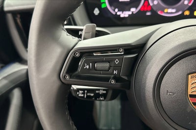 2024 Porsche Panamera 4