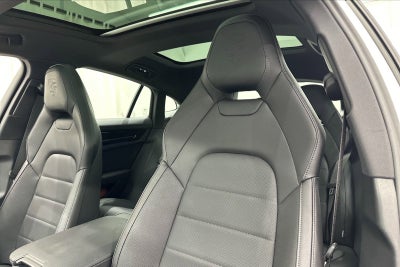 2024 Porsche Panamera 4