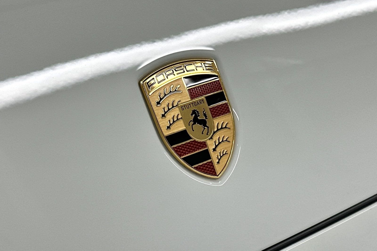 2024 Porsche Panamera 4