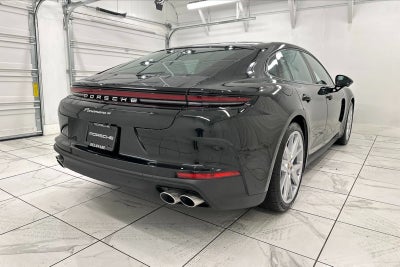 2025 Porsche Panamera 4