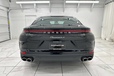 2025 Porsche Panamera 4