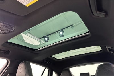 2025 Porsche Panamera 4