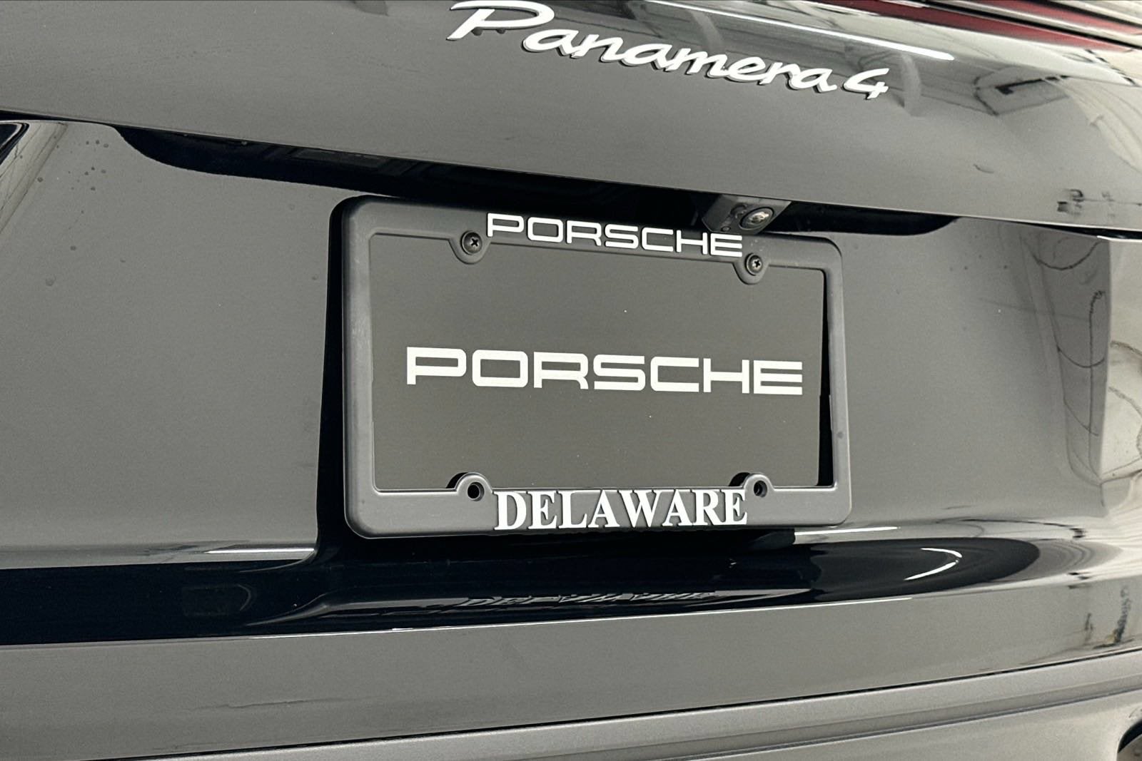 2025 Porsche Panamera 4