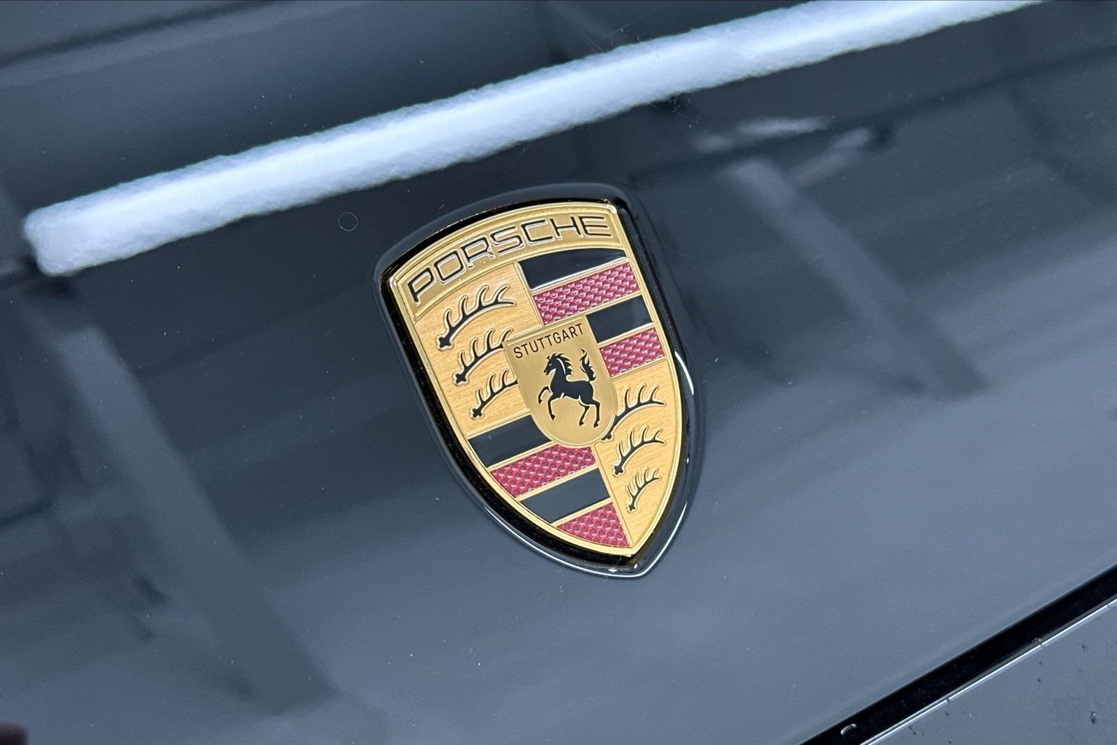 2025 Porsche Panamera 4