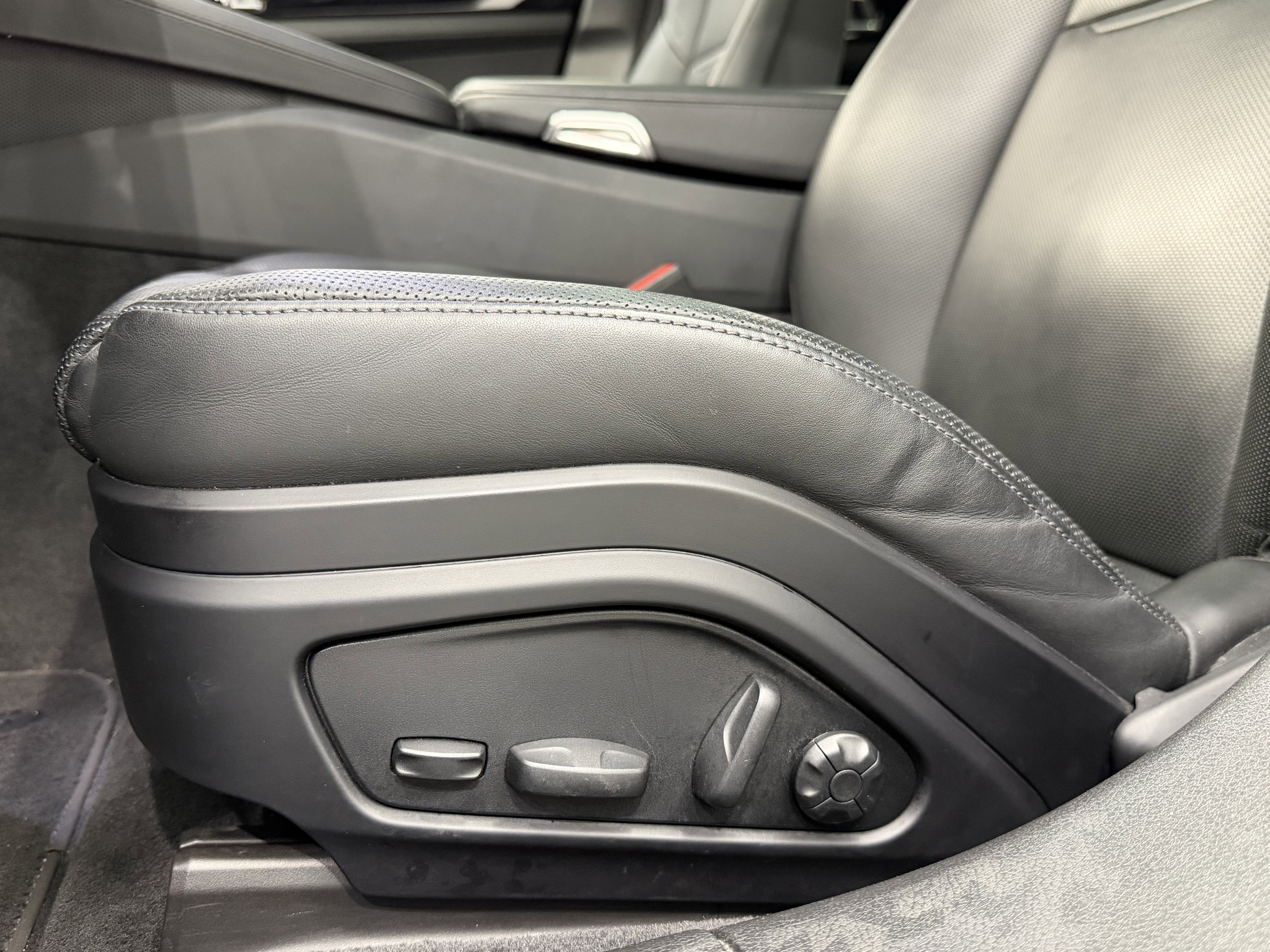 2022 Porsche Panamera 4S