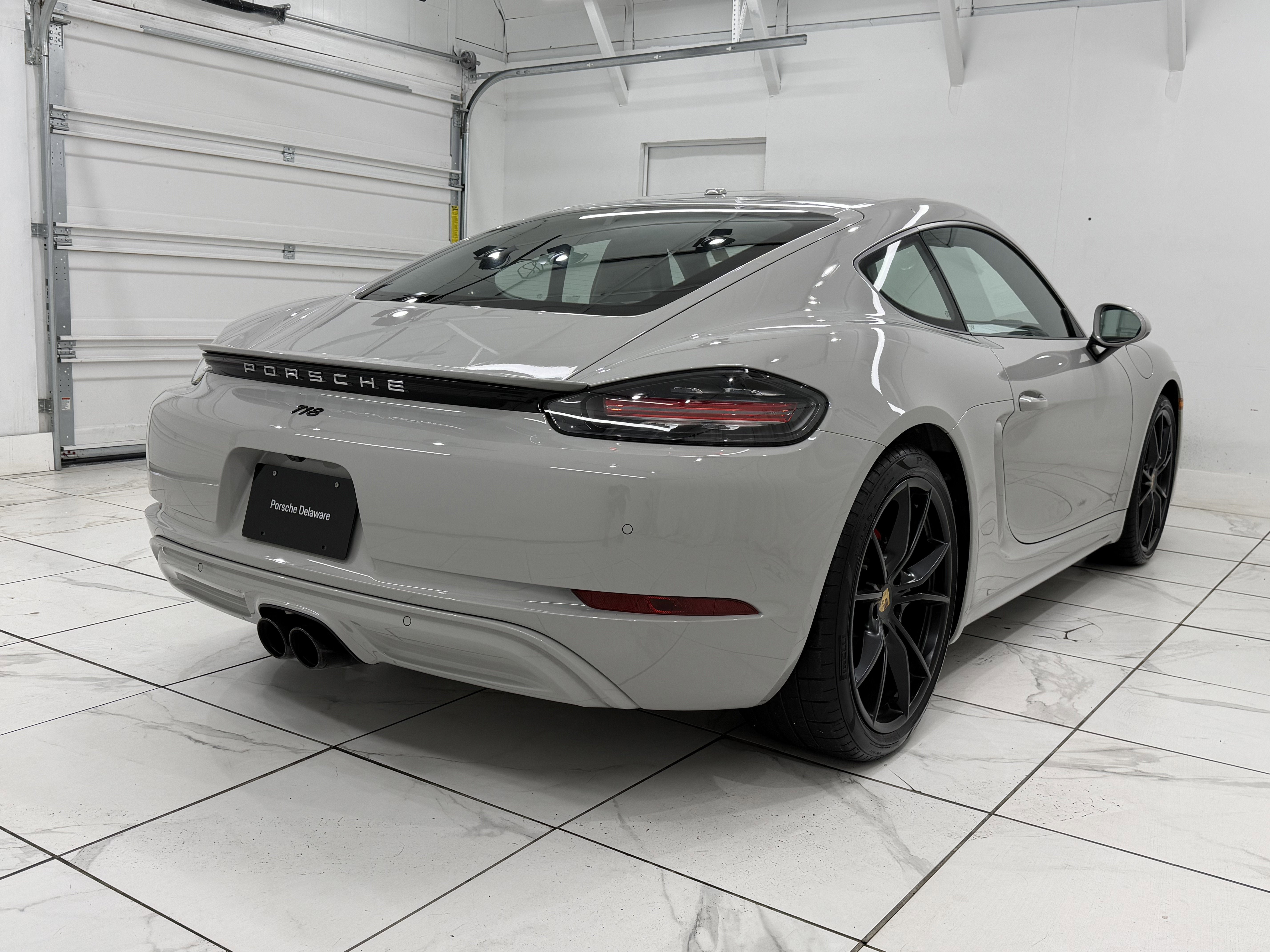 2025 Porsche 718 Cayman S