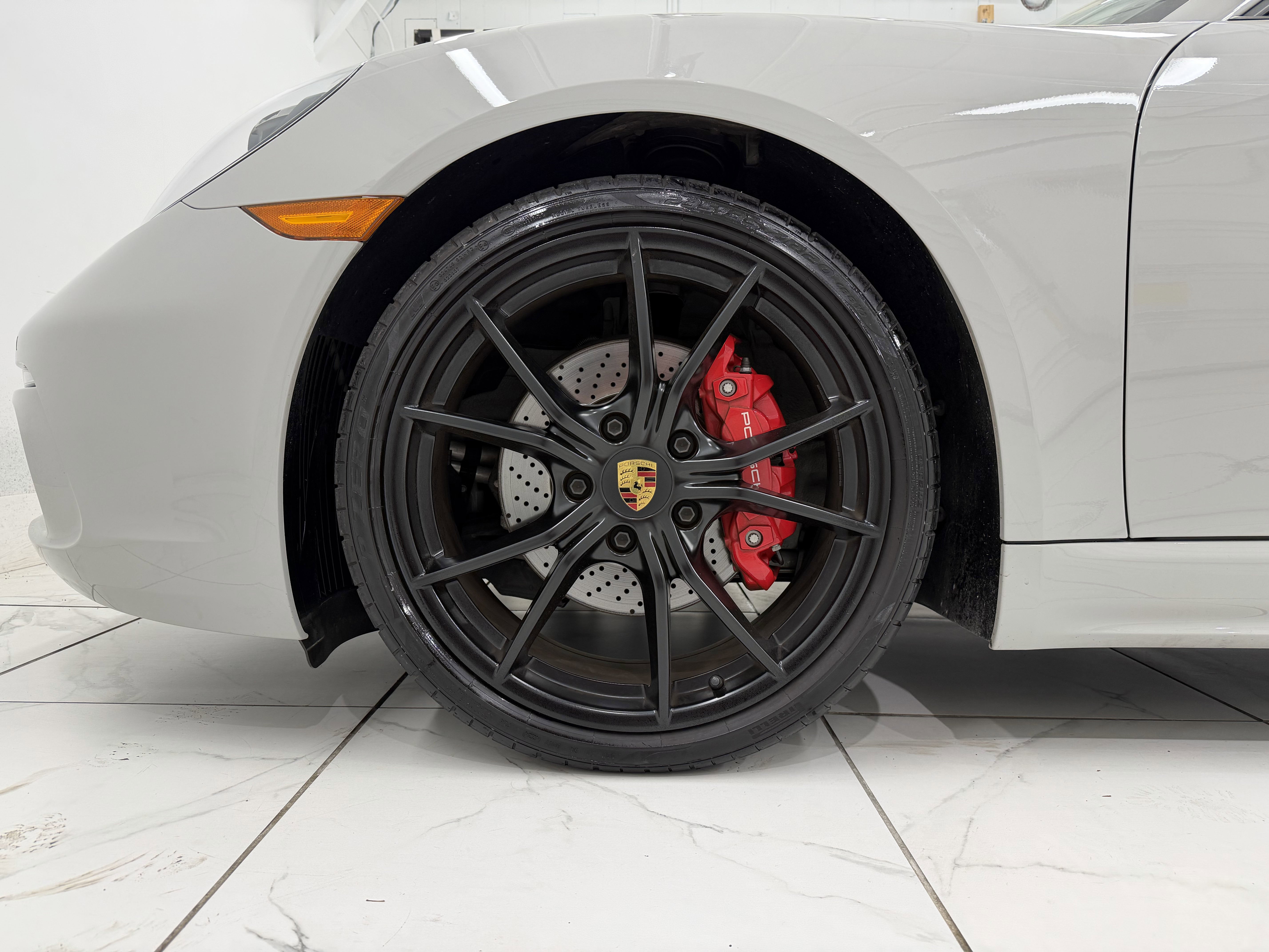 2025 Porsche 718 Cayman S