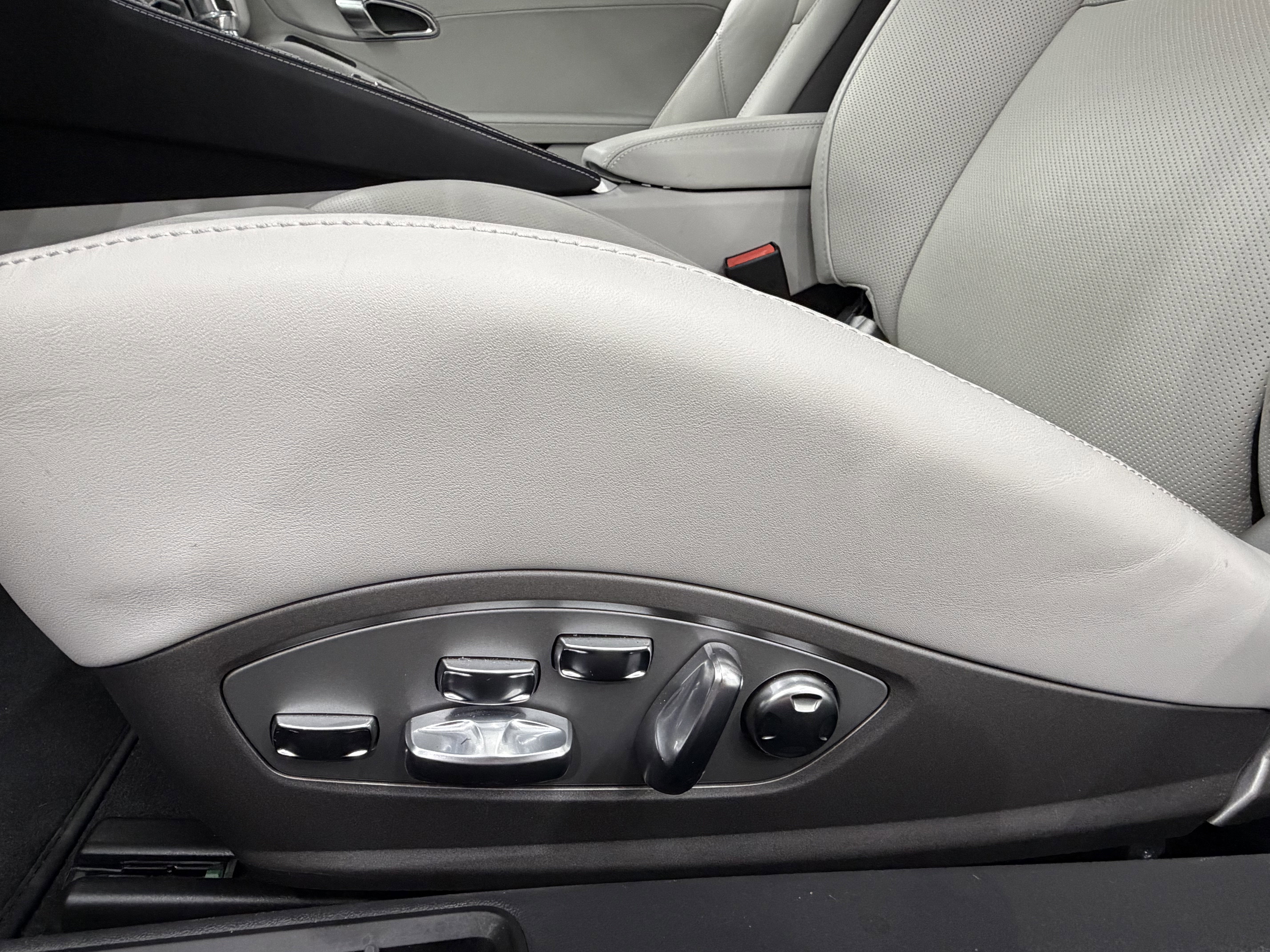 2025 Porsche 718 Cayman S