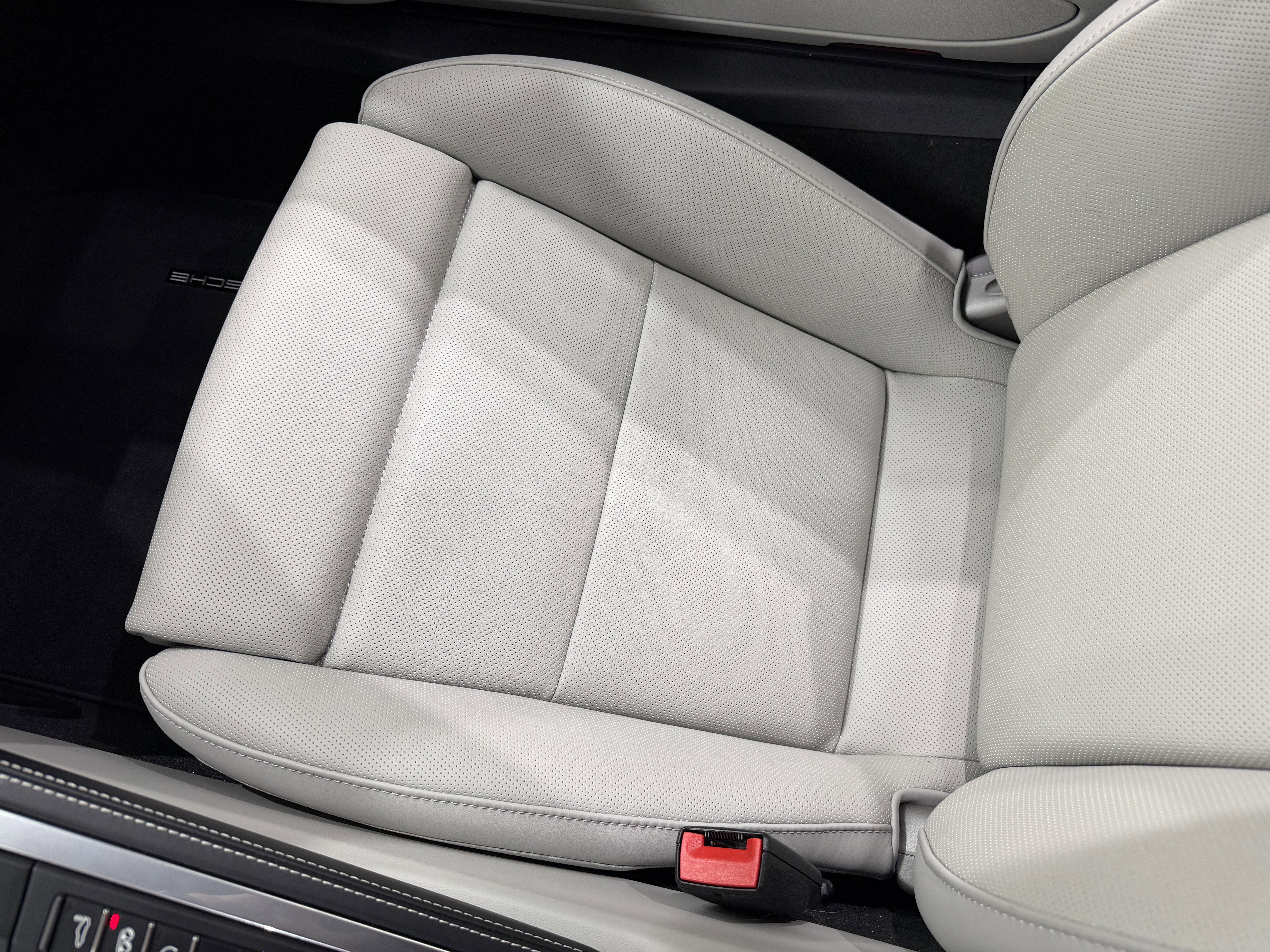 2025 Porsche 718 Cayman S