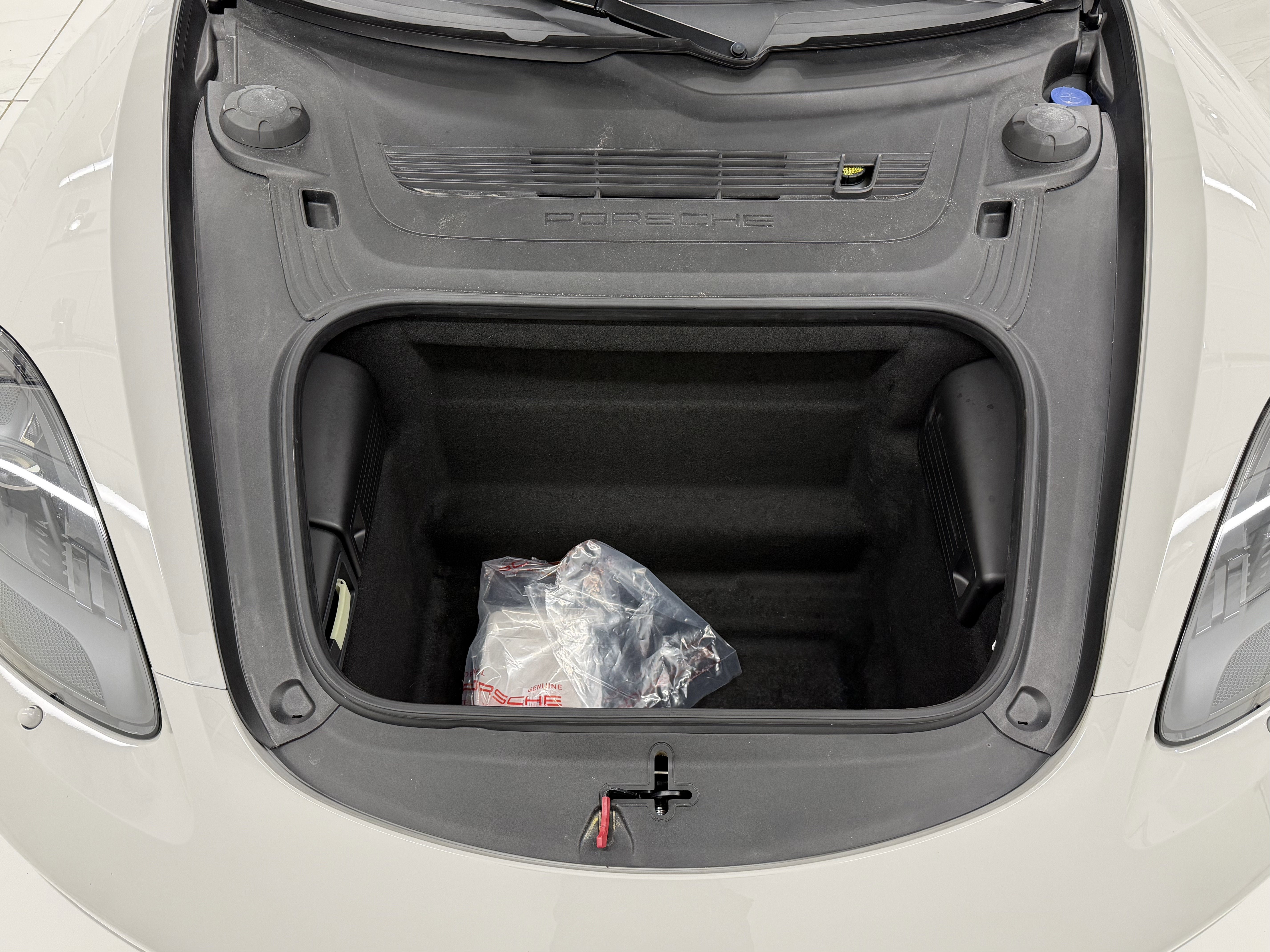 2025 Porsche 718 Cayman S