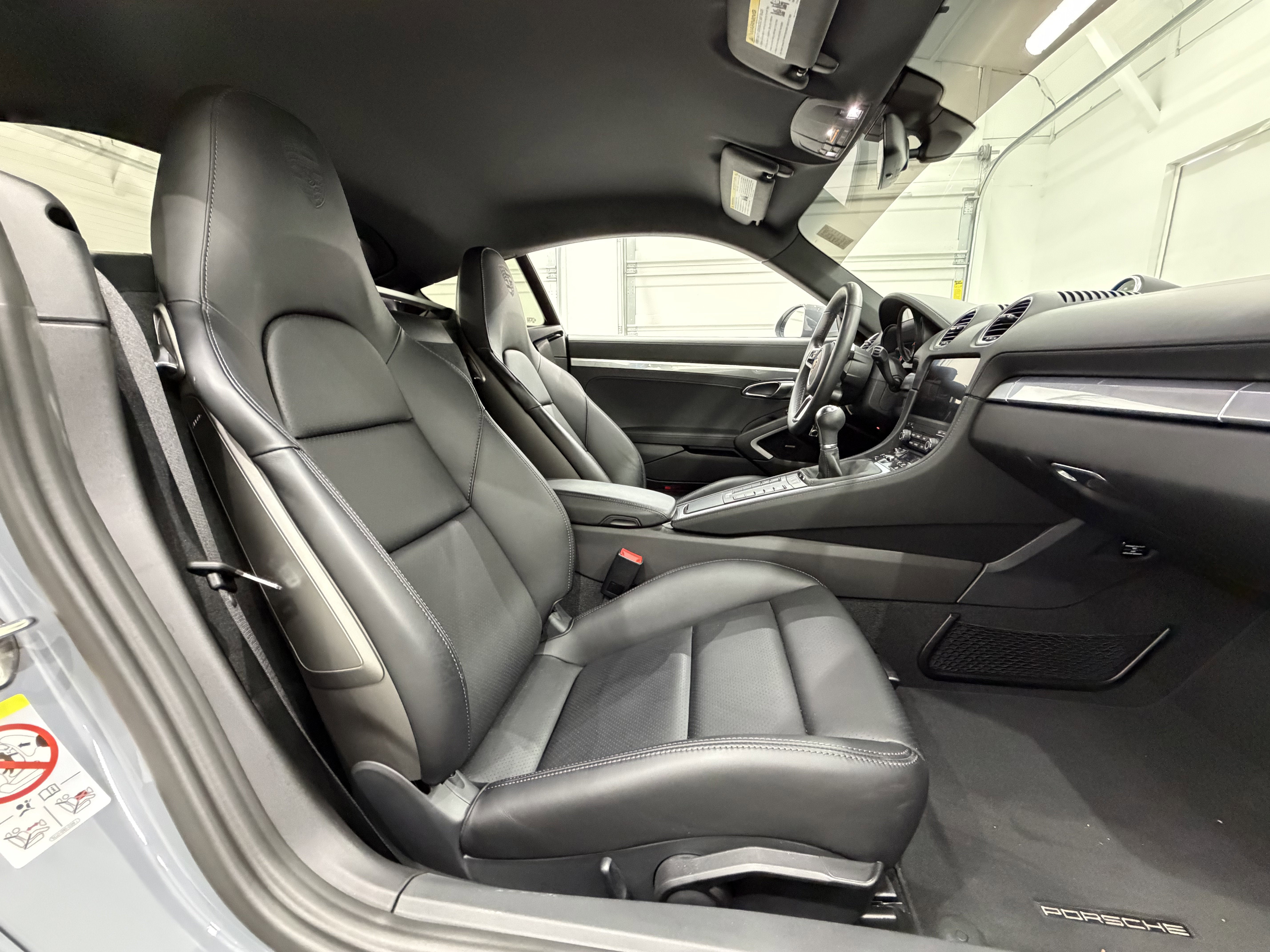 2025 Porsche 718 Cayman S