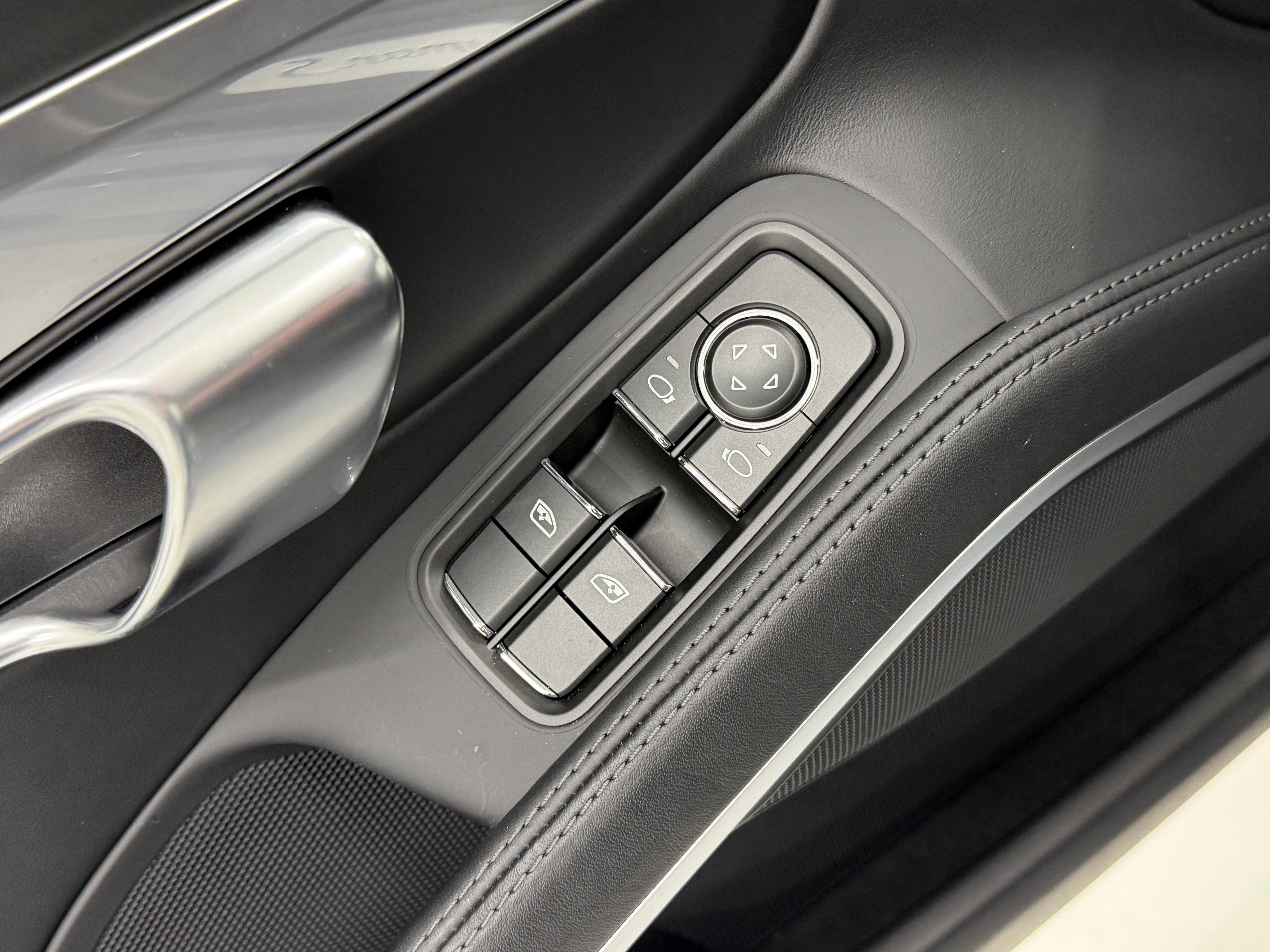 2025 Porsche 718 Cayman S