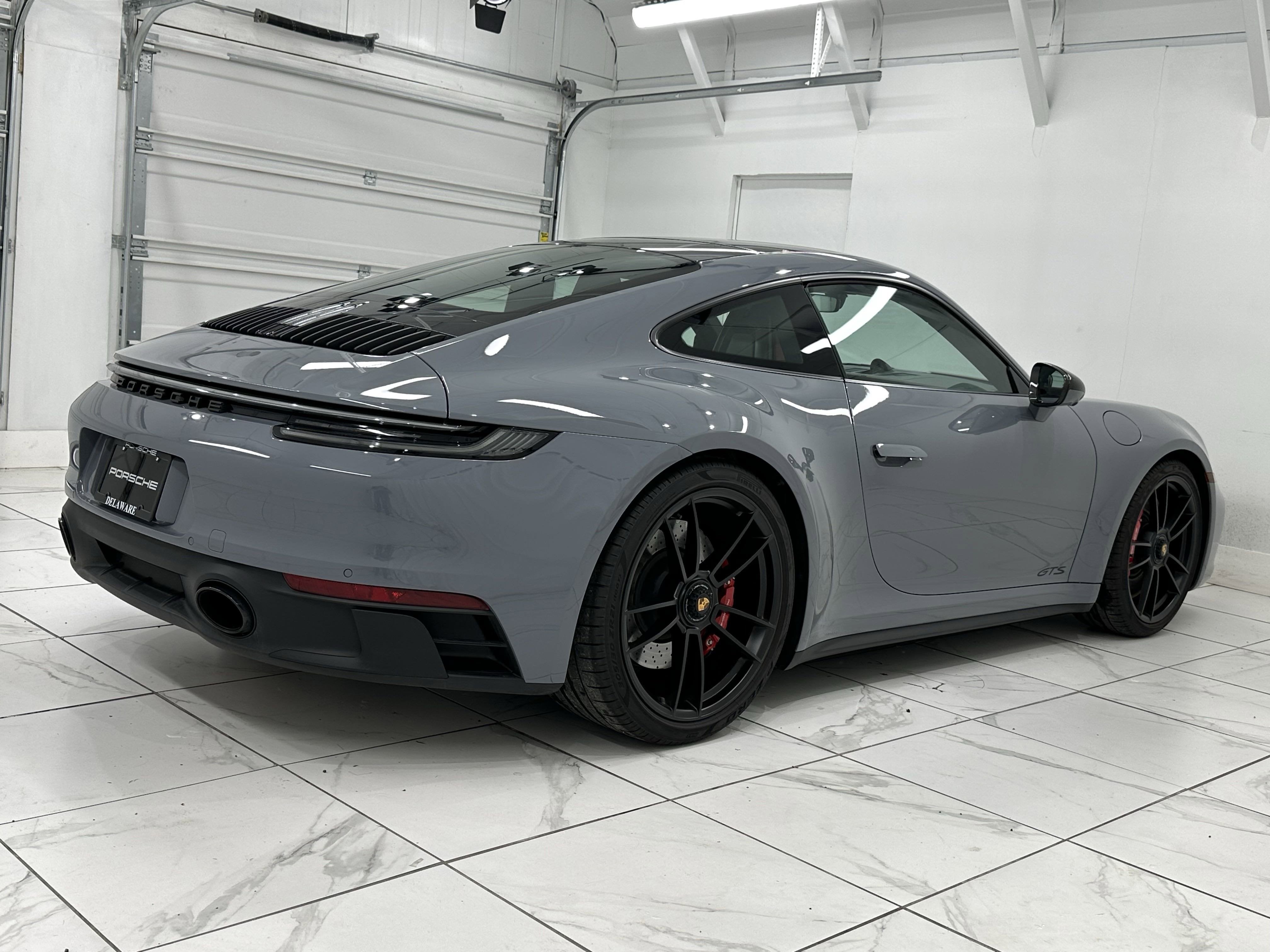 2024 Porsche 911 Carrera 4 GTS
