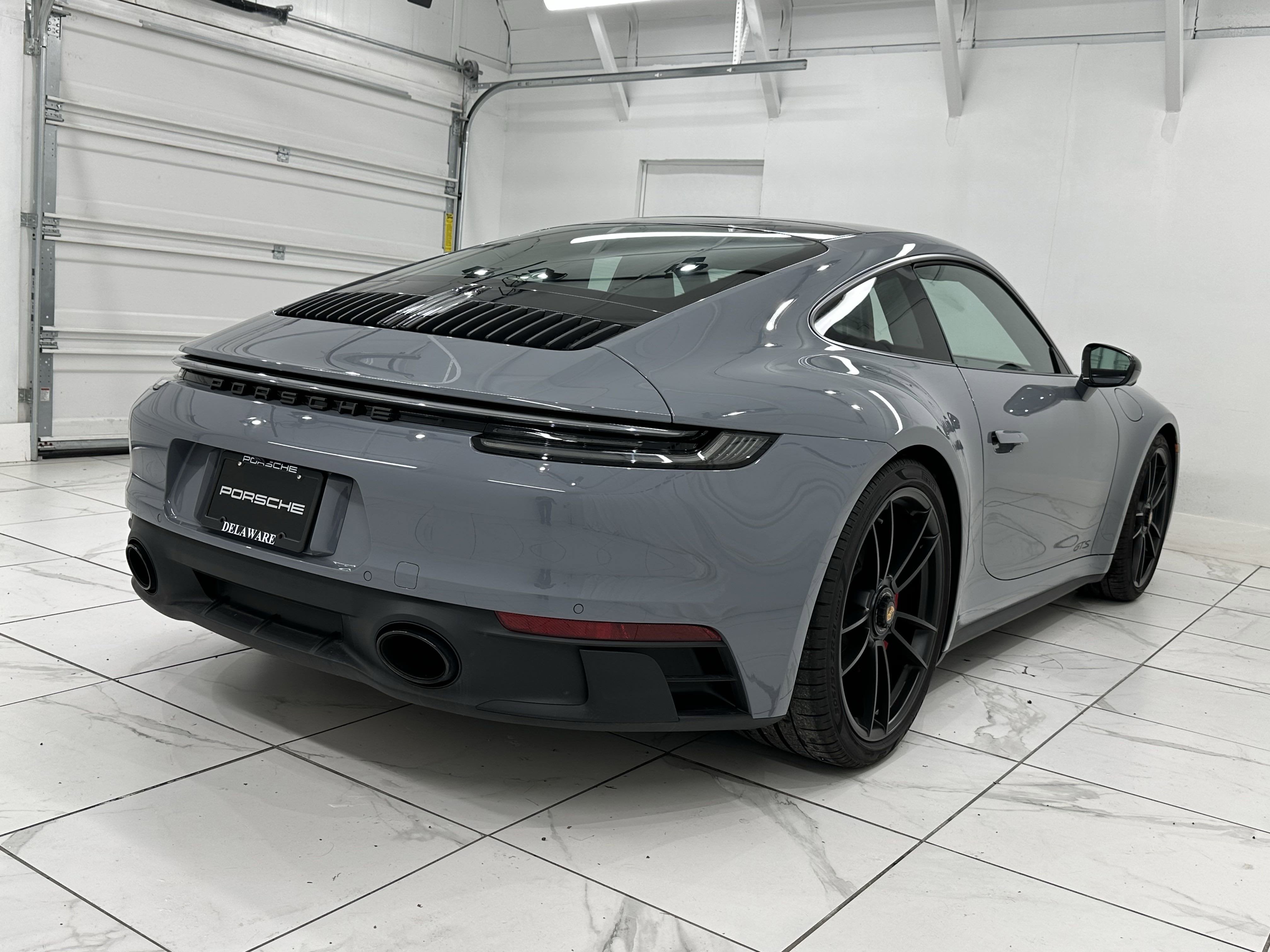 2024 Porsche 911 Carrera 4 GTS