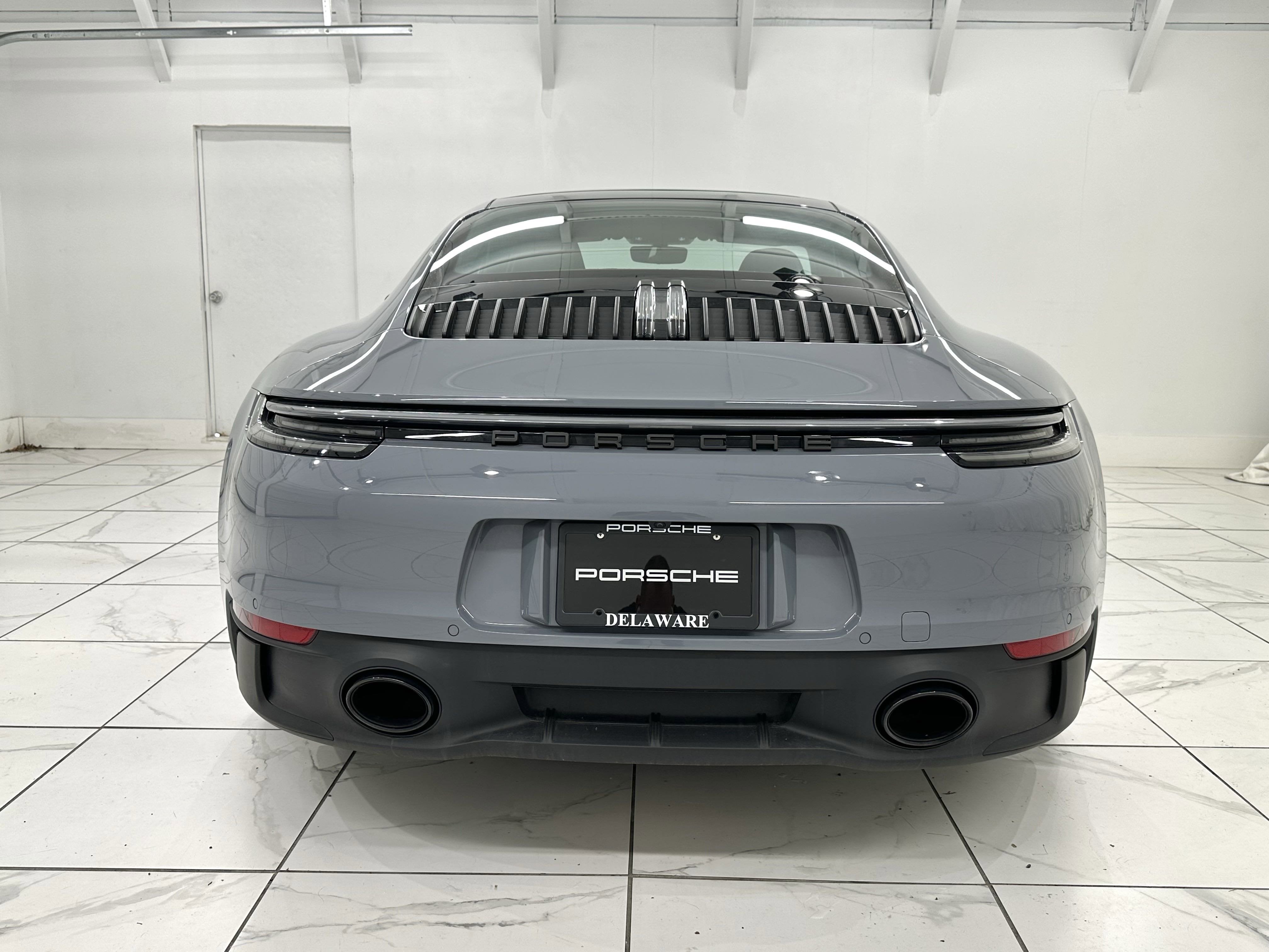 2024 Porsche 911 Carrera 4 GTS