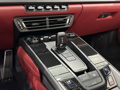 2024 Porsche 911 Carrera 4 GTS