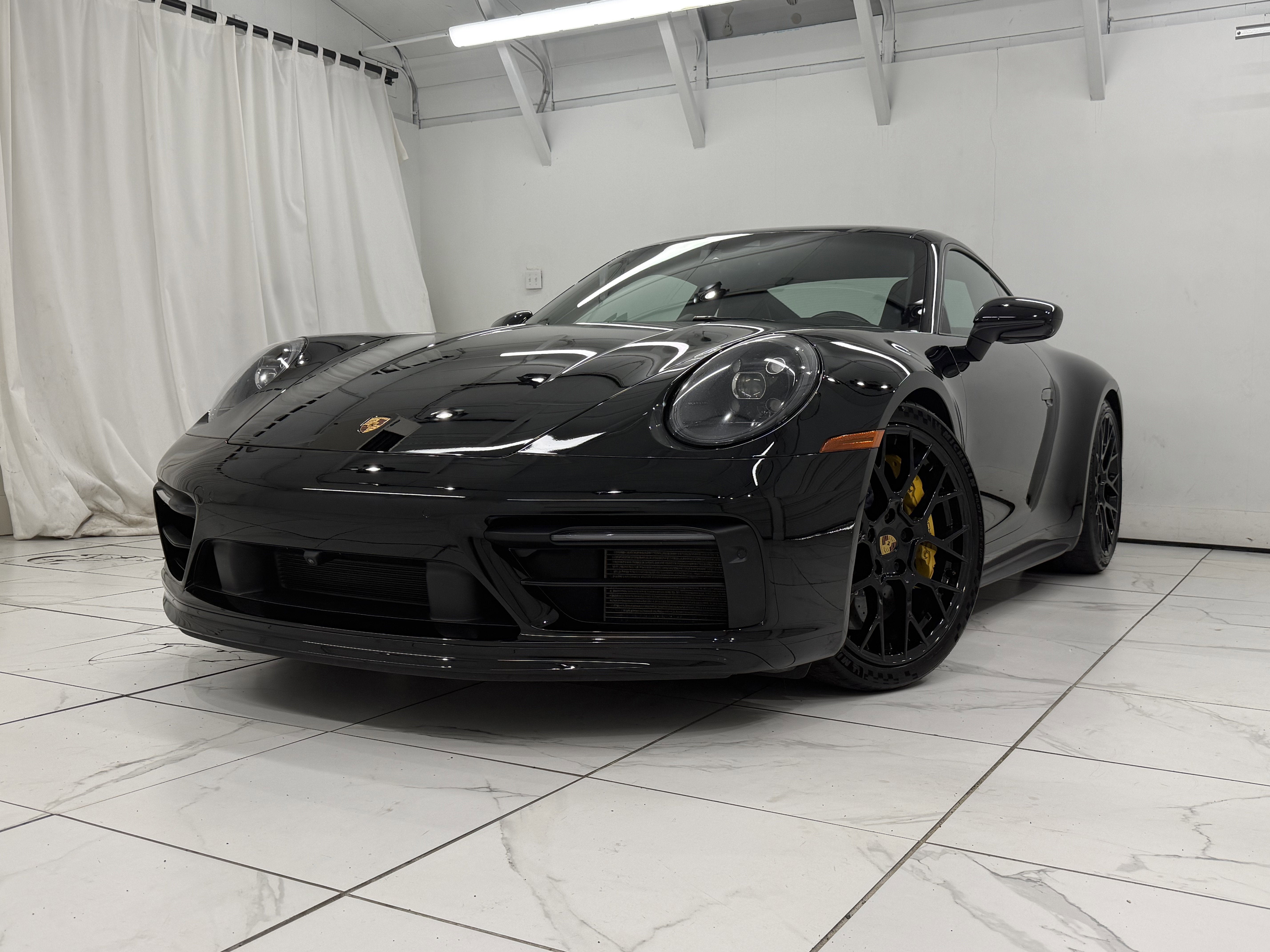 2023 Porsche 911 Carrera GTS