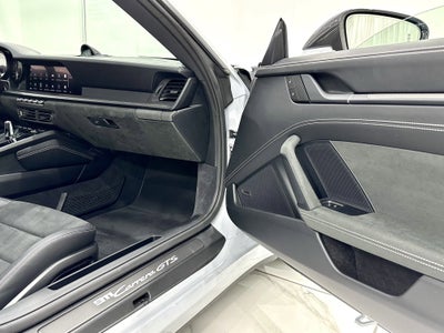 2024 Porsche 911 Carrera GTS