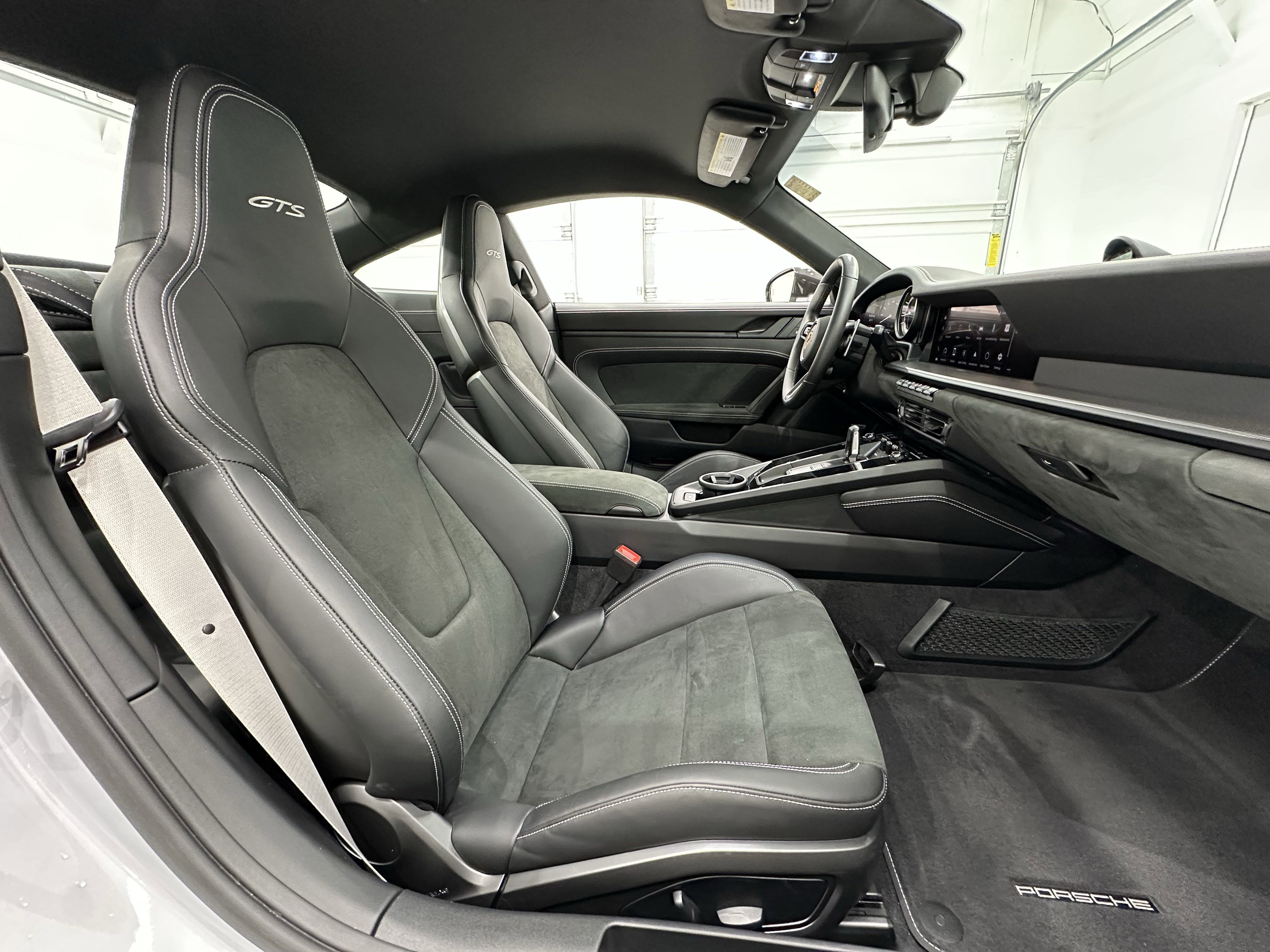 2024 Porsche 911 Carrera GTS