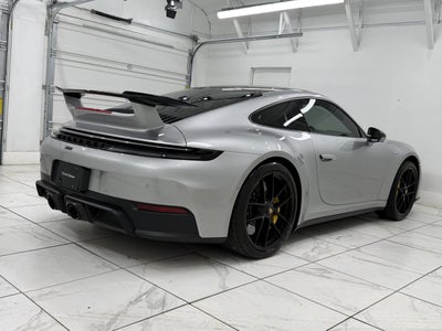 2025 Porsche 911 Carrera 4 GTS