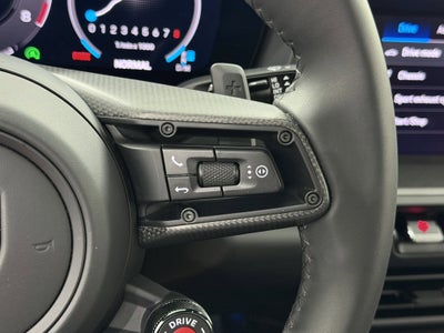 2025 Porsche 911 Carrera 4 GTS