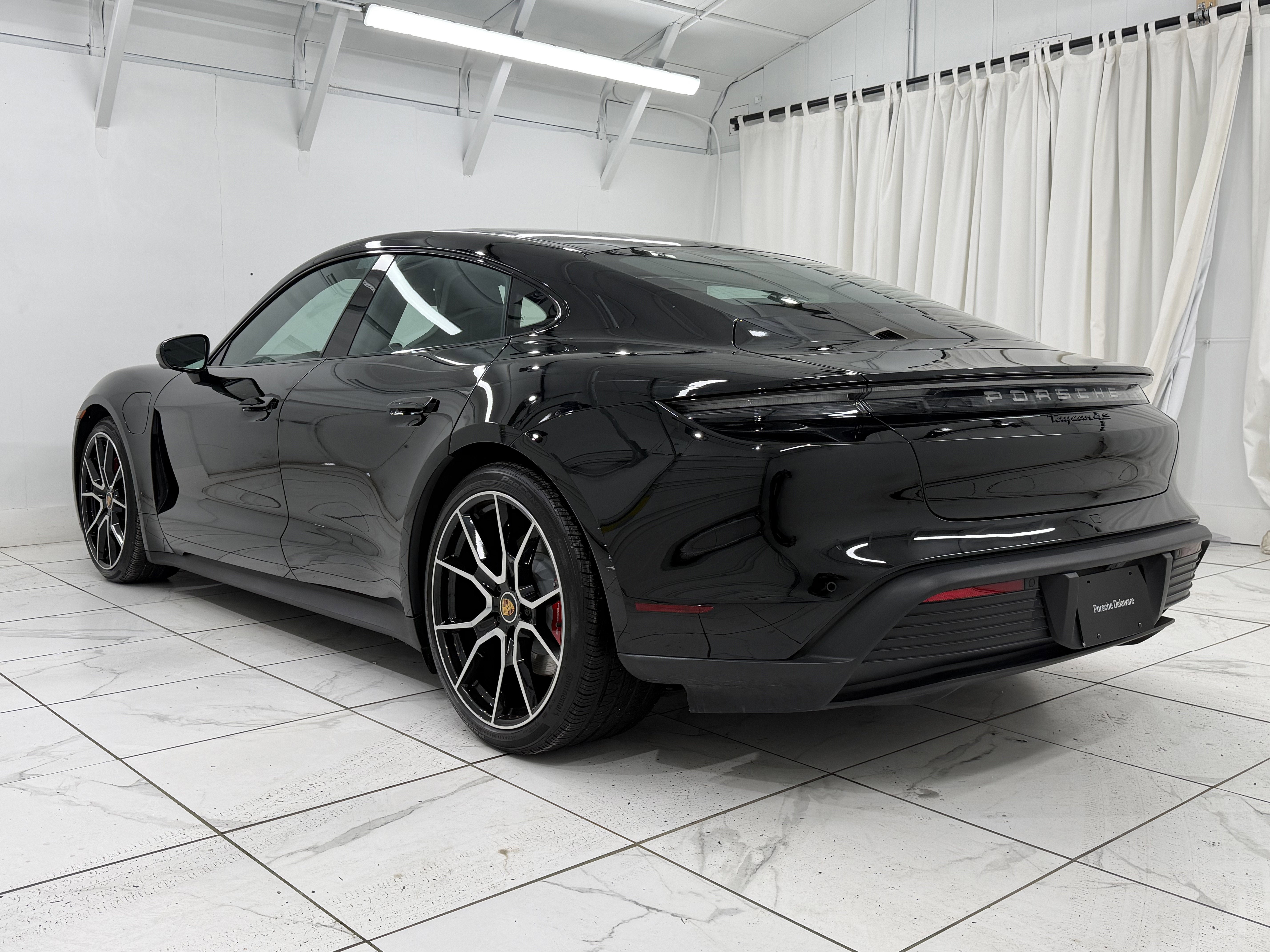 2024 Porsche Taycan 4S