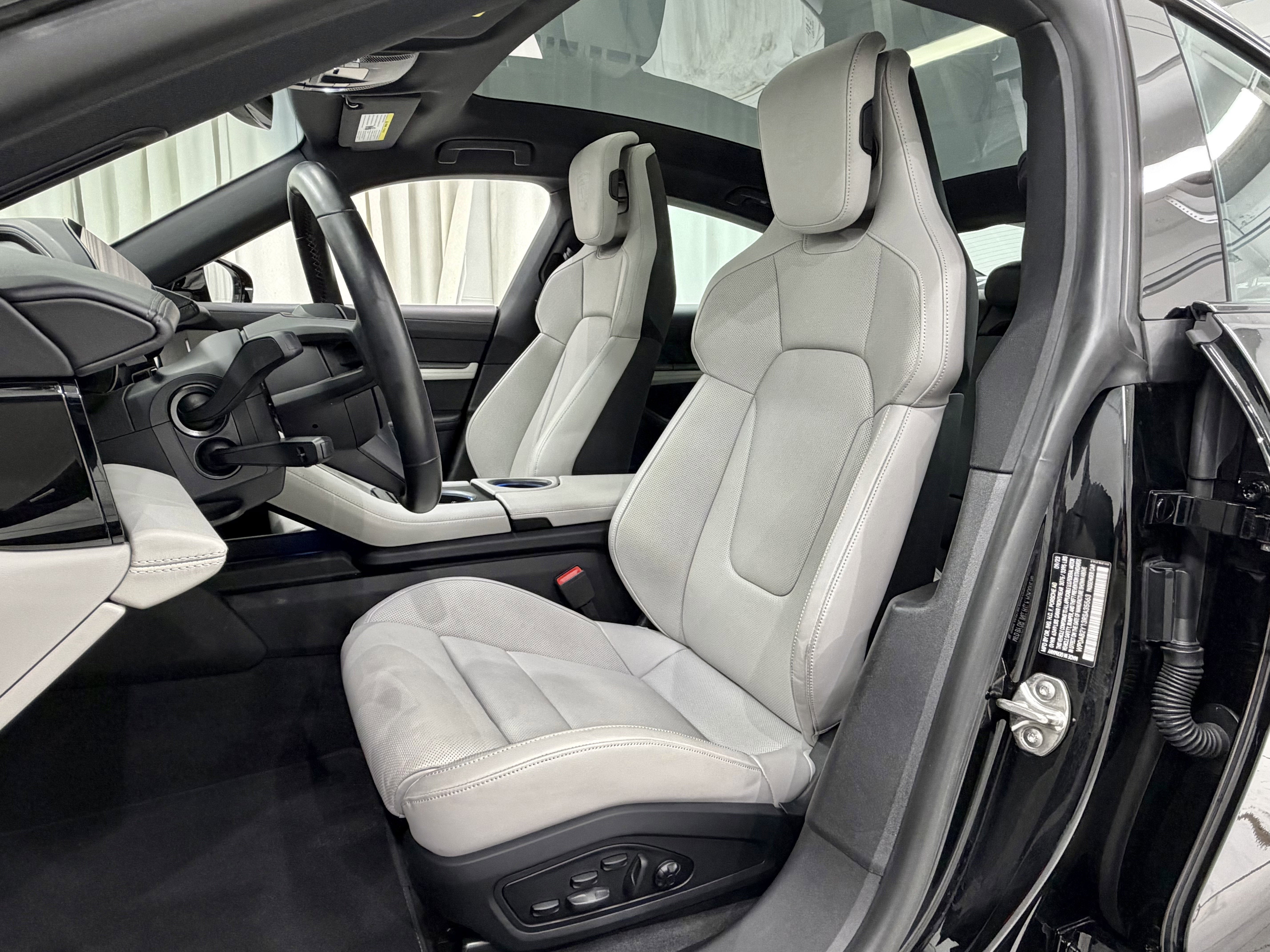 2024 Porsche Taycan 4S