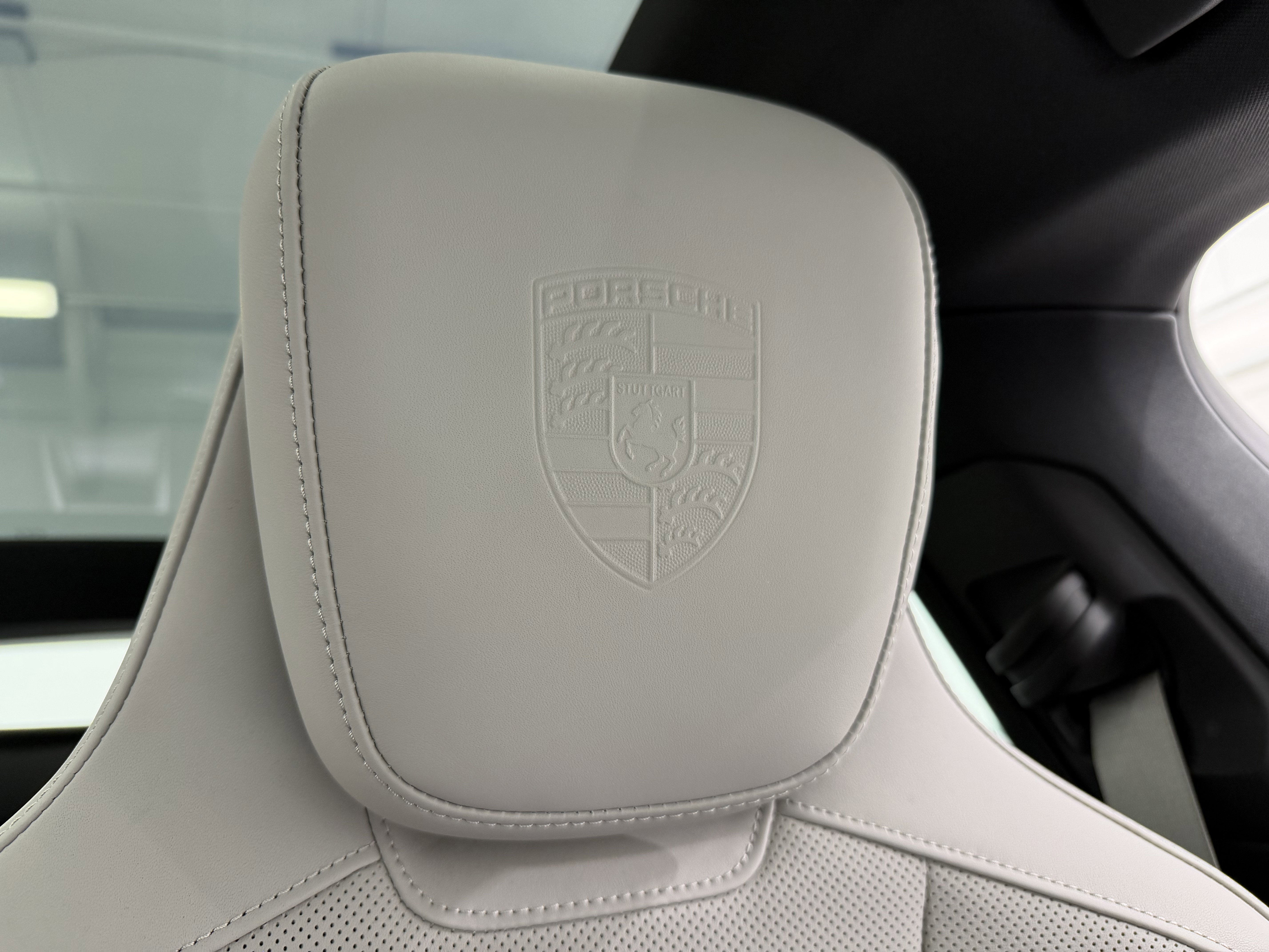 2024 Porsche Taycan 4S