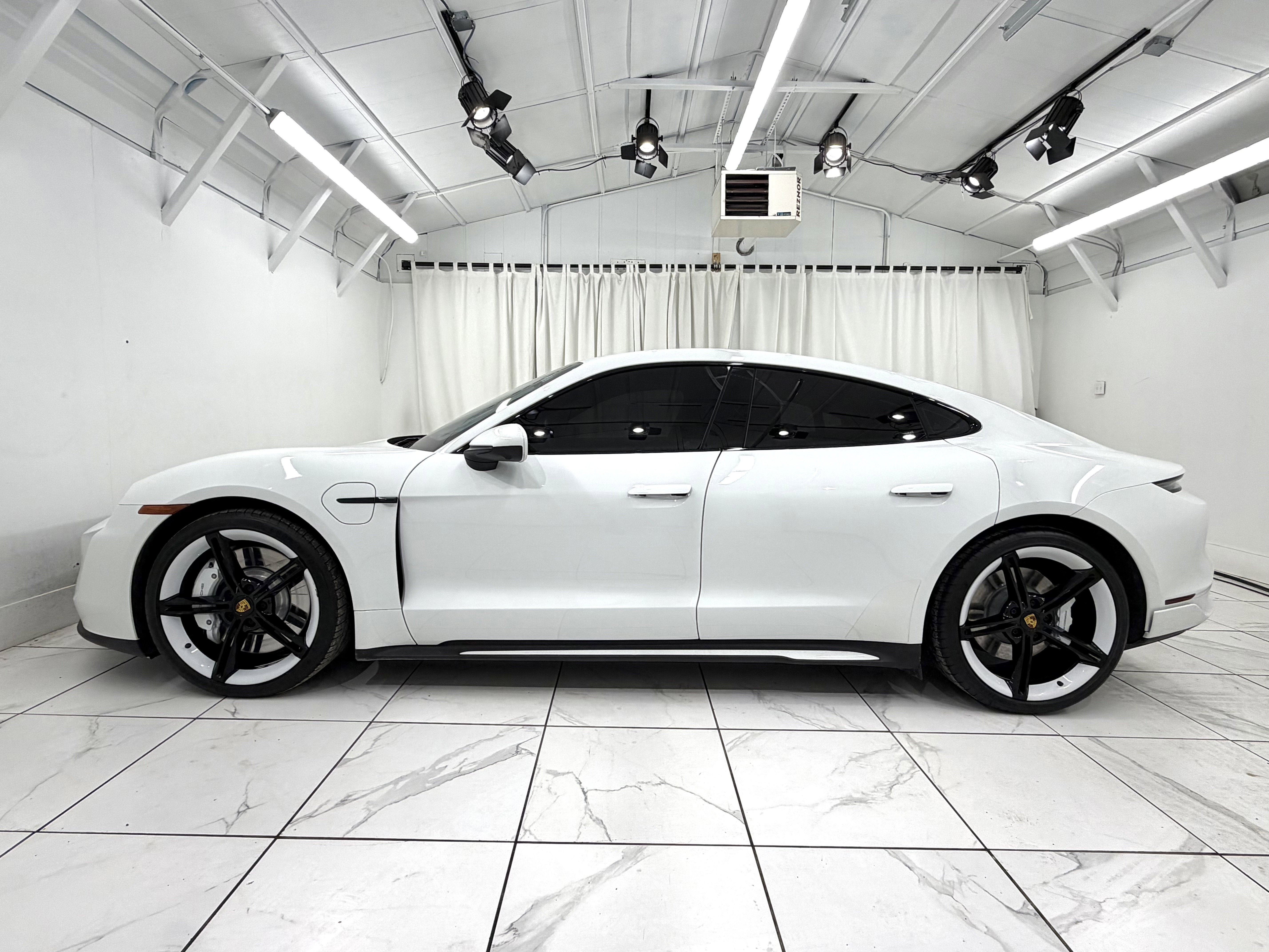 2023 Porsche Taycan 4S