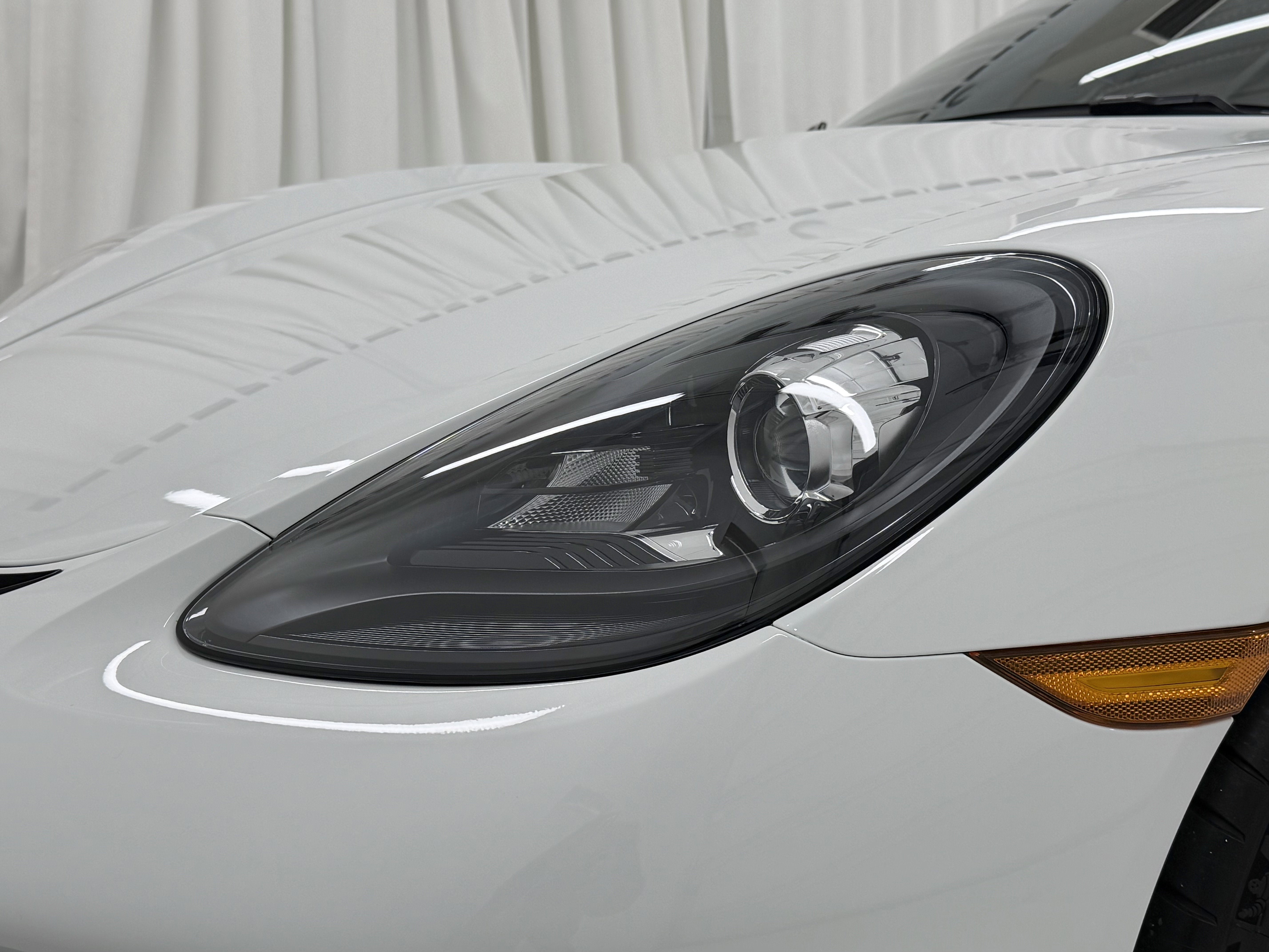 2020 Porsche 718 Cayman GT4