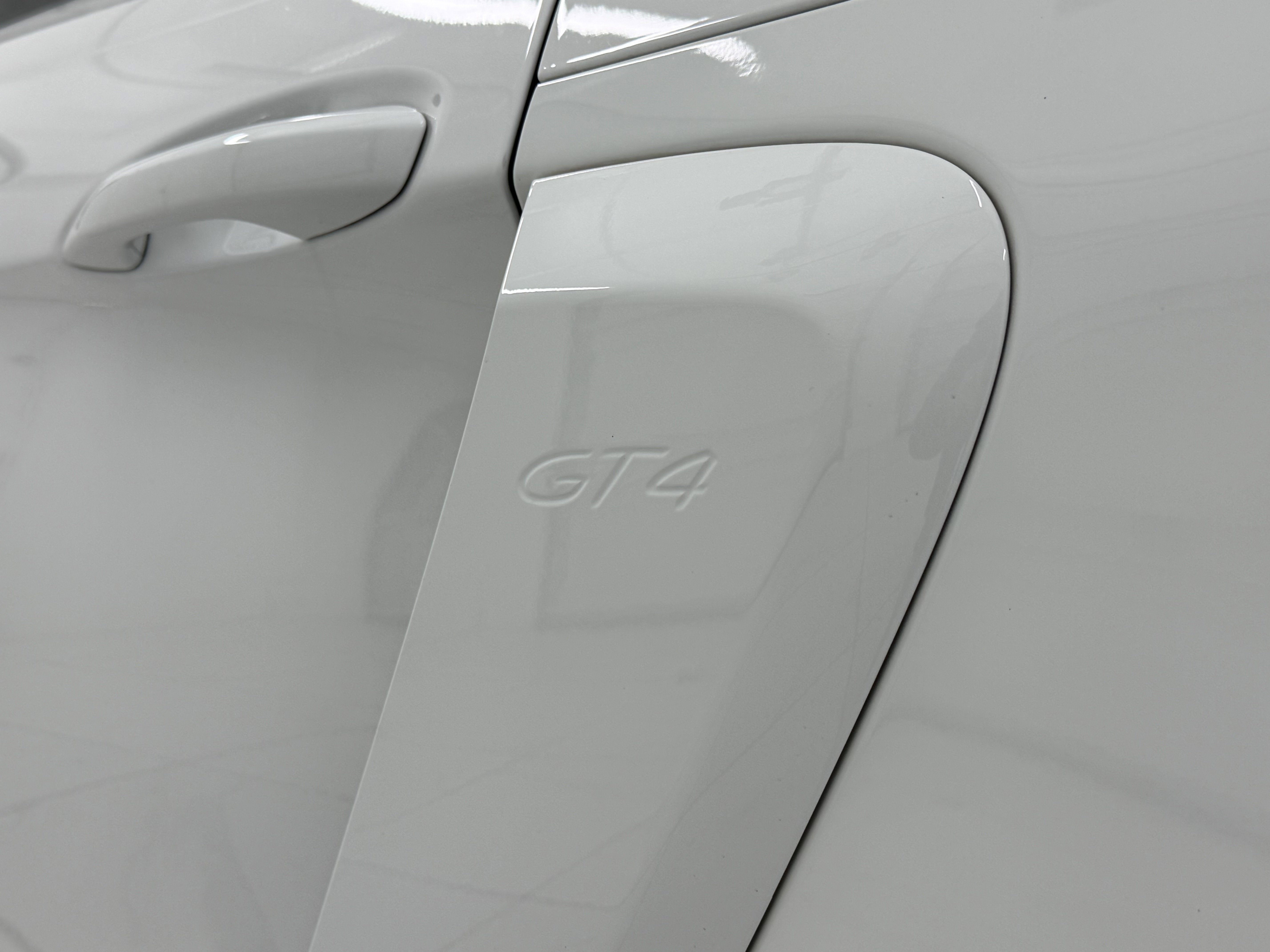 2020 Porsche 718 Cayman GT4