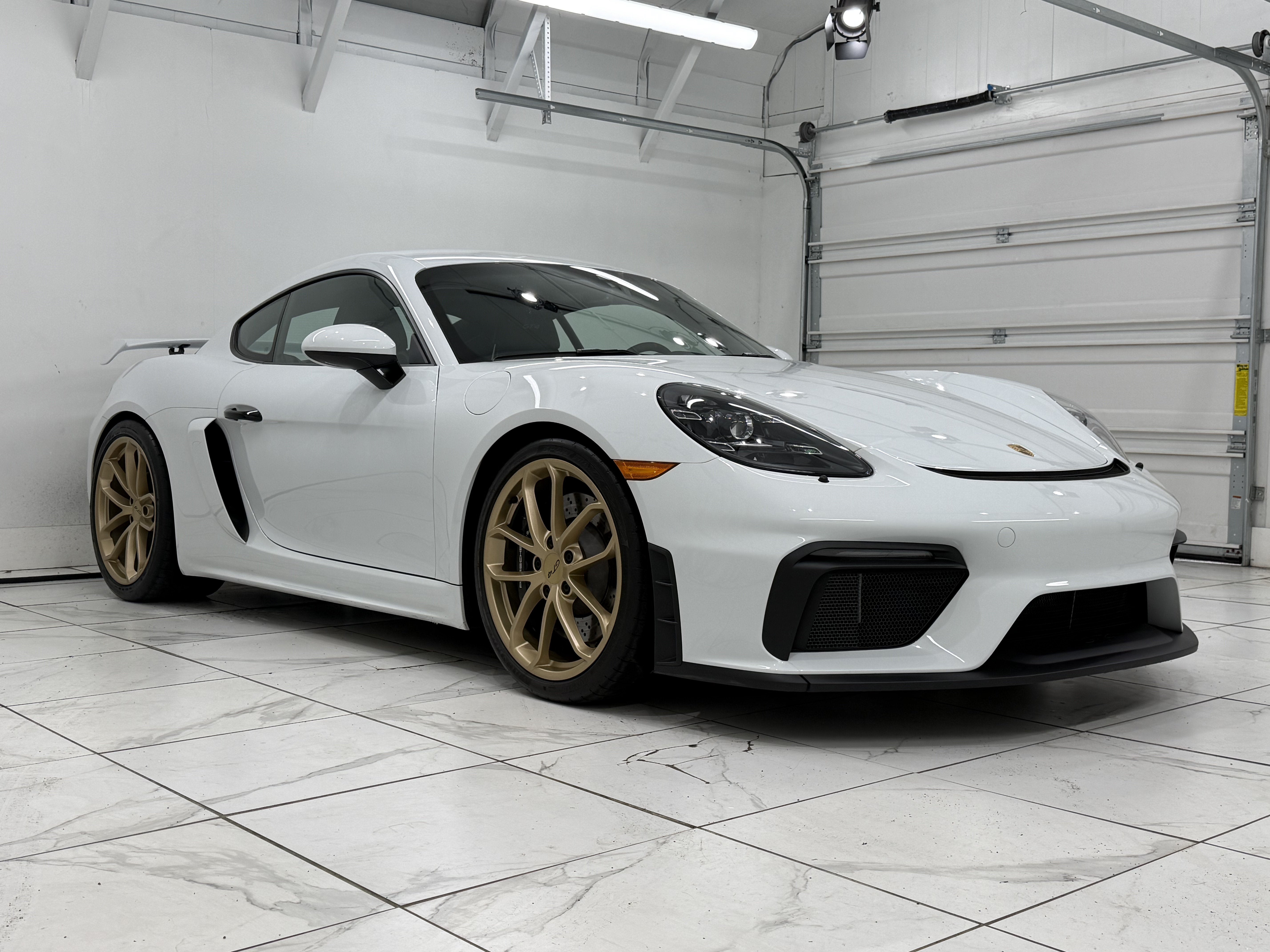 2022 Porsche 718 Cayman GT4