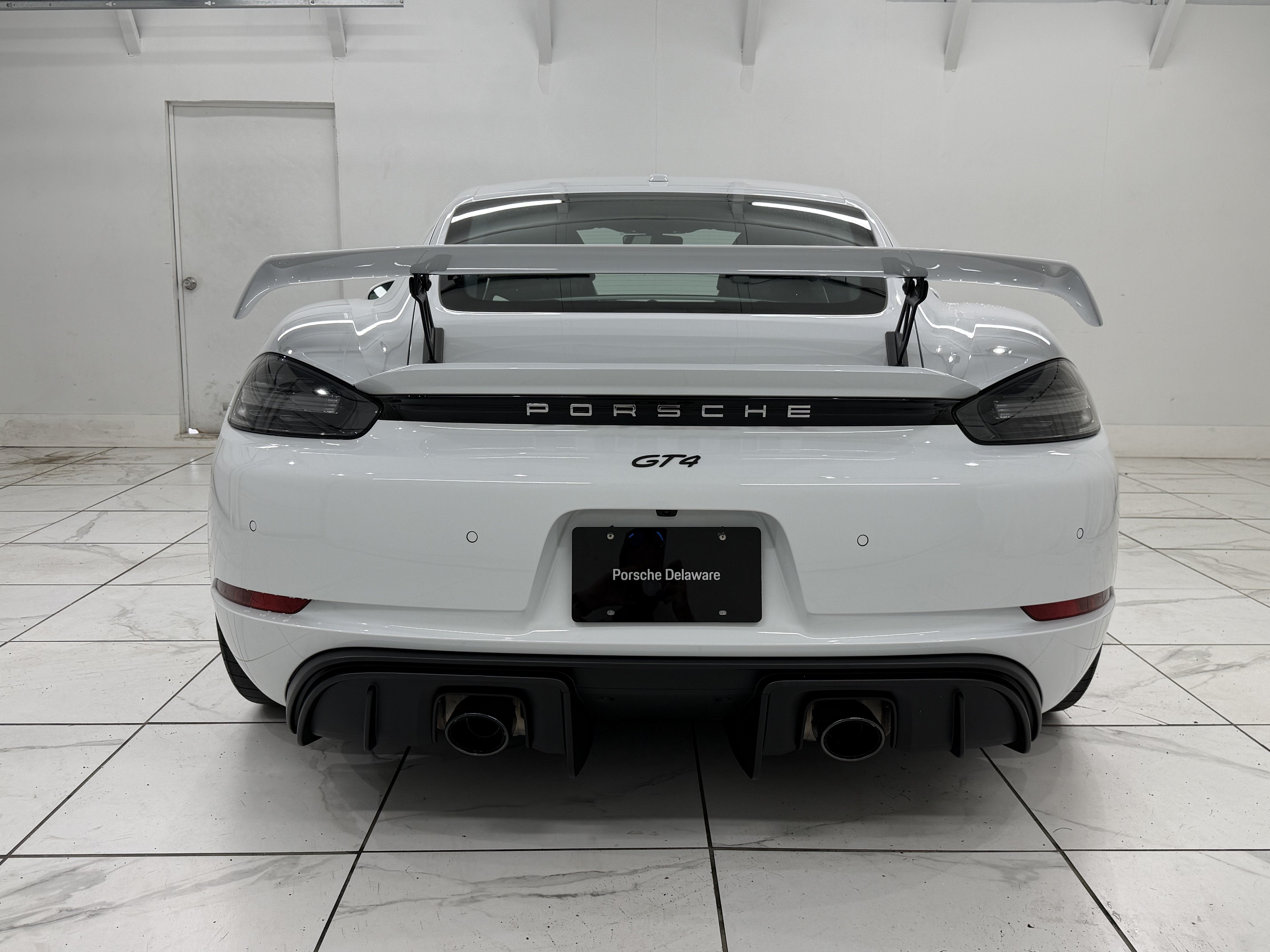 2022 Porsche 718 Cayman GT4