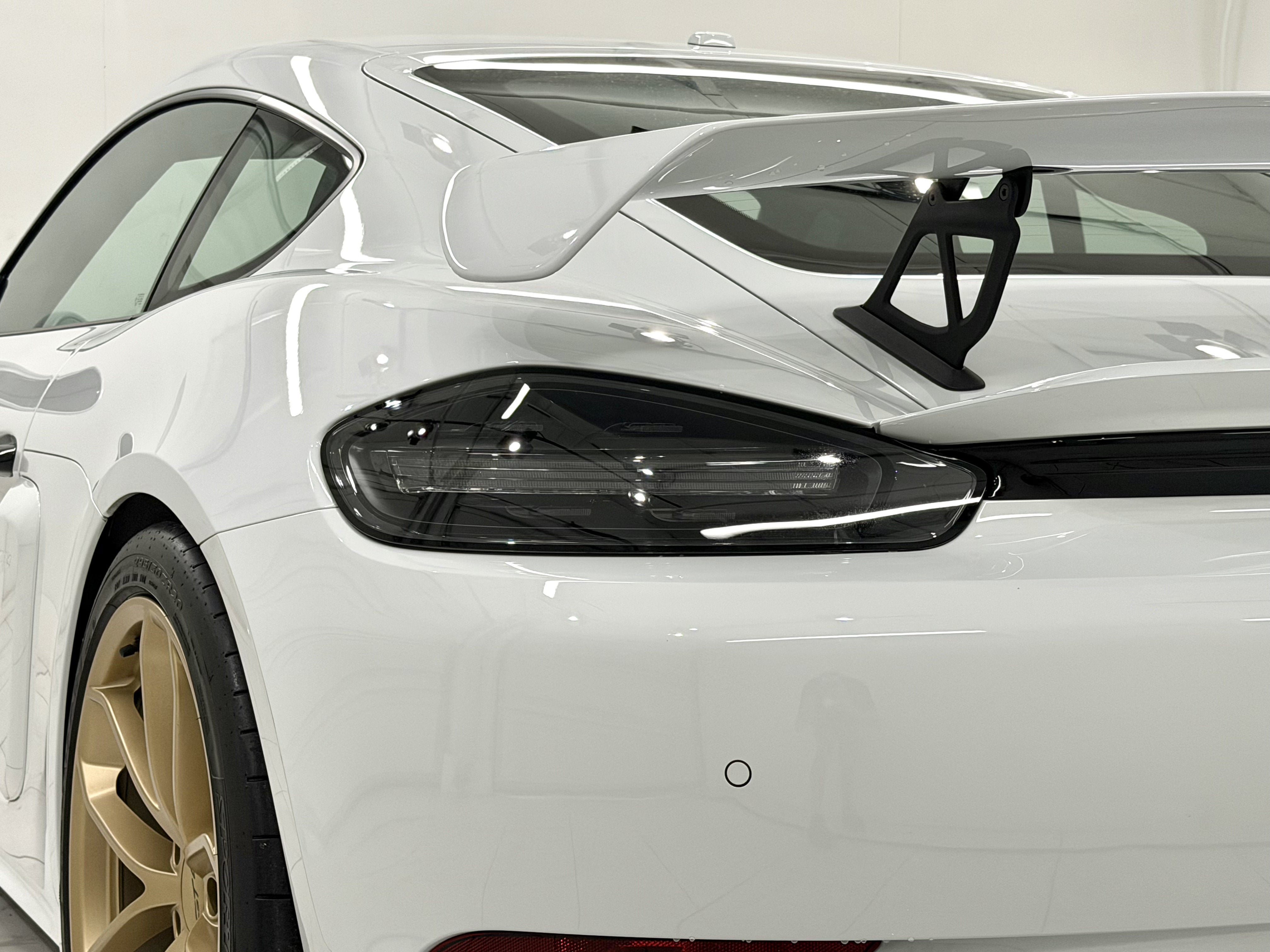 2022 Porsche 718 Cayman GT4