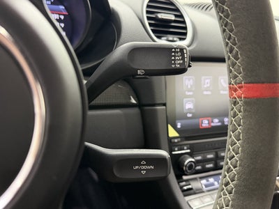 2022 Porsche 718 Cayman GT4