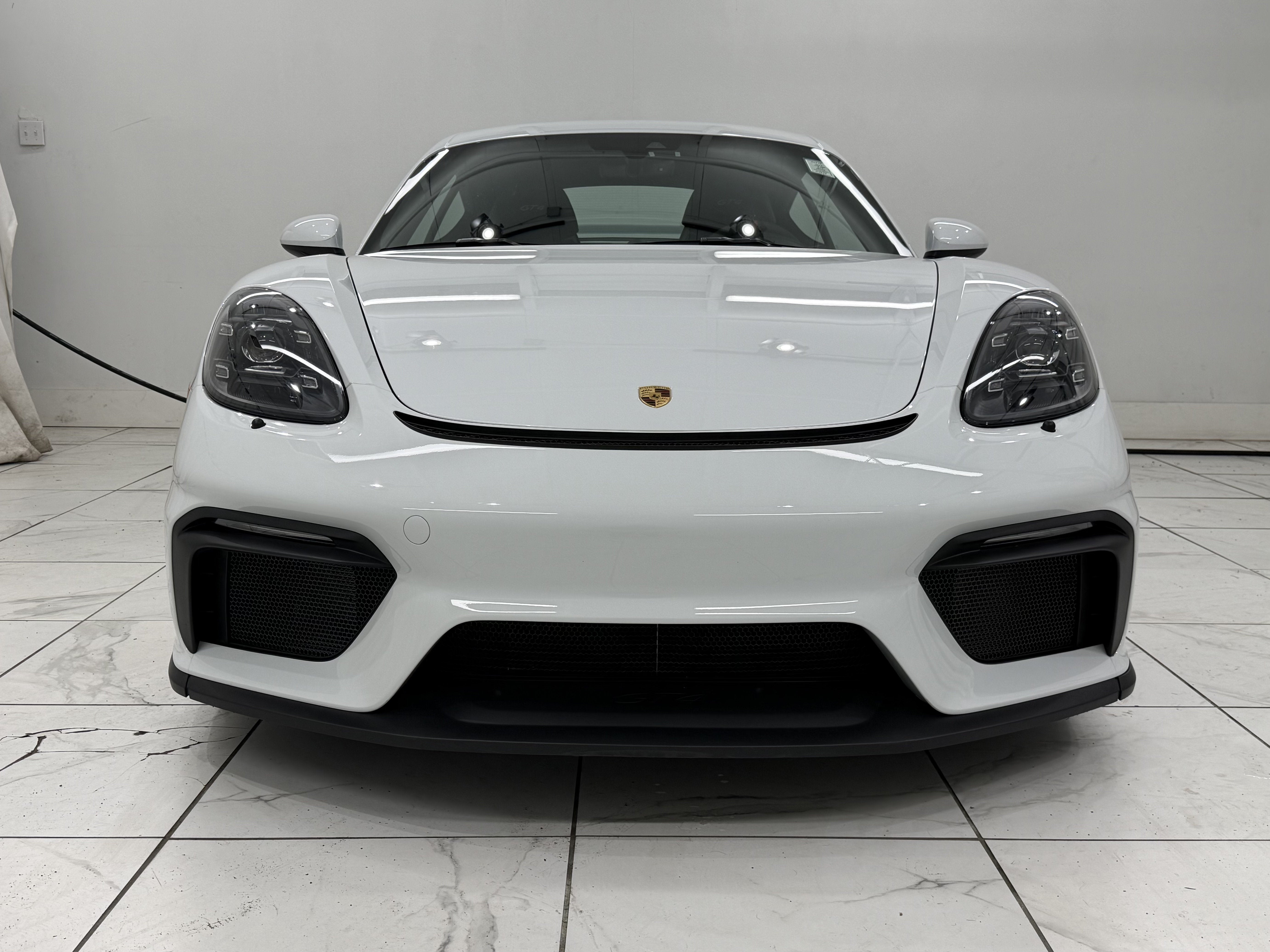 2022 Porsche 718 Cayman GT4
