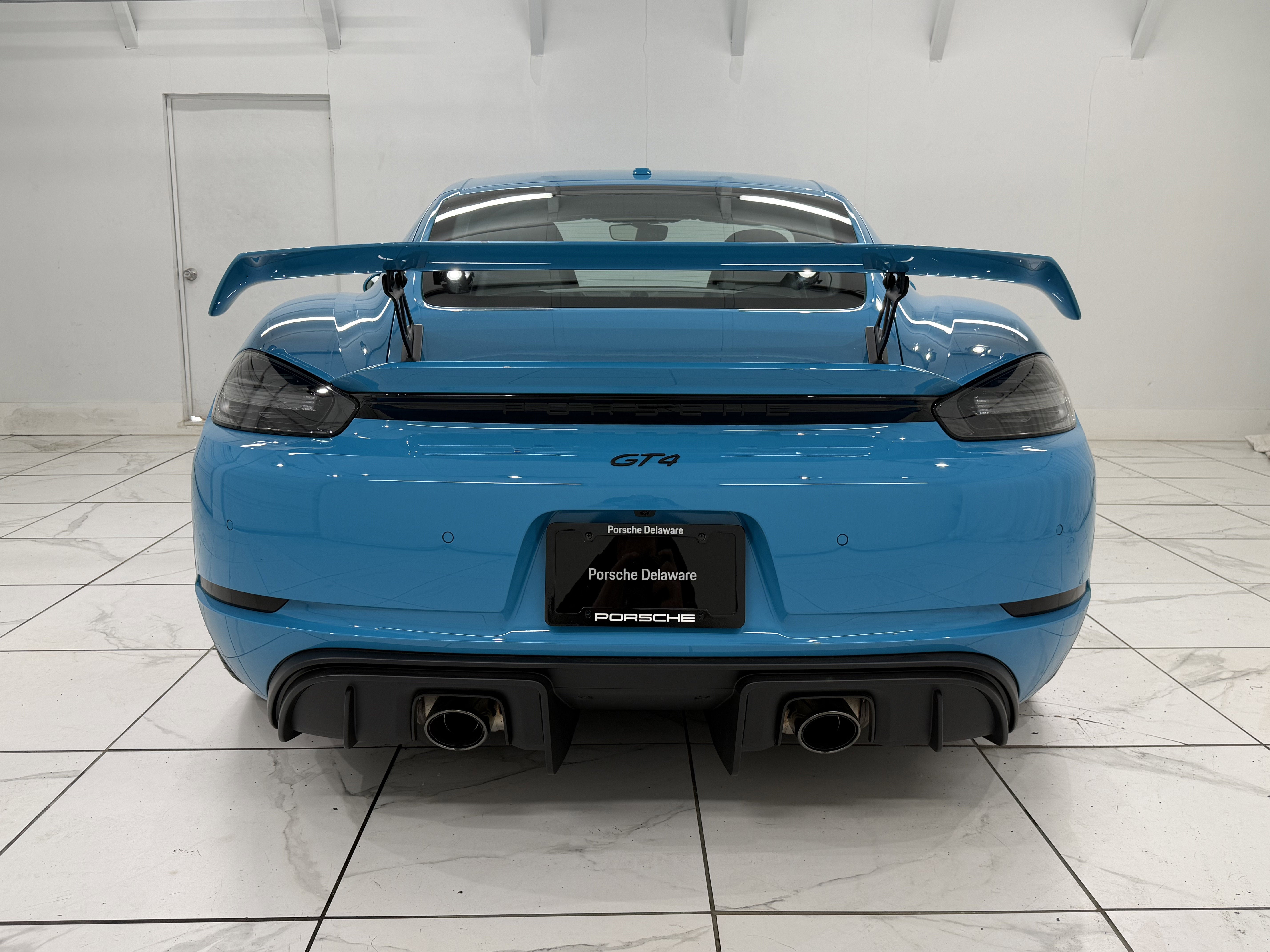 2021 Porsche 718 Cayman Gt4