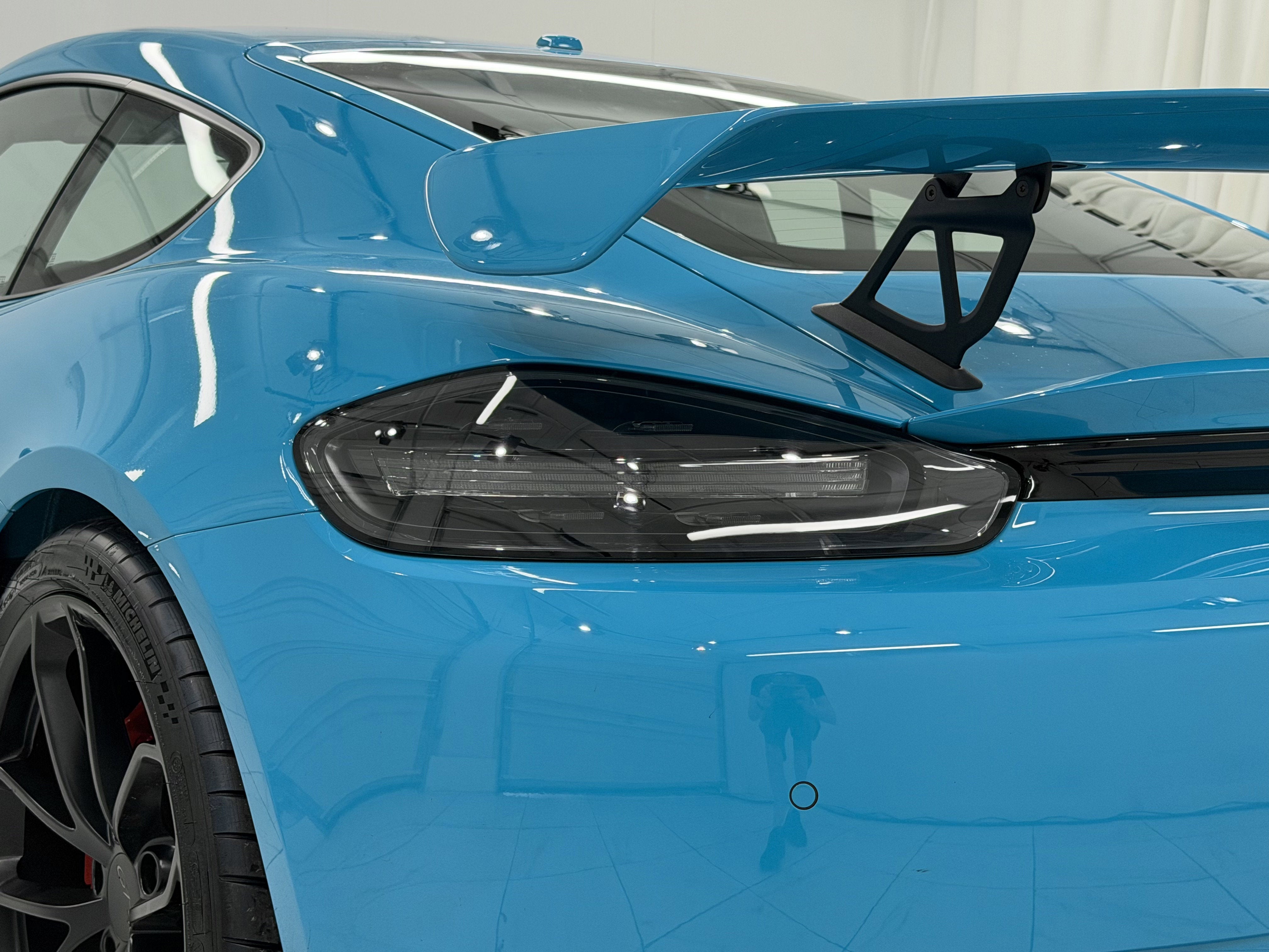 2021 Porsche 718 Cayman Gt4