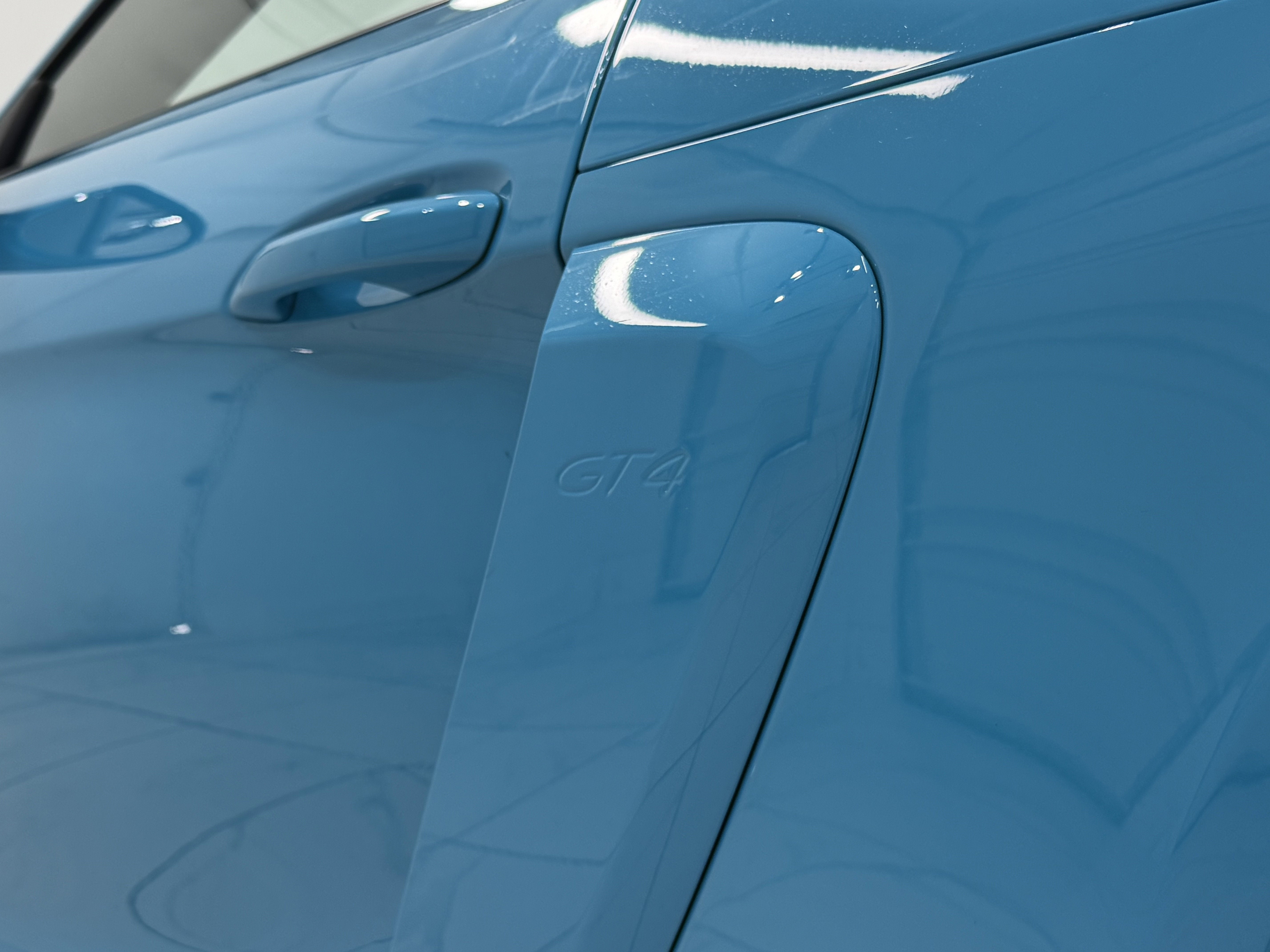 2021 Porsche 718 Cayman Gt4