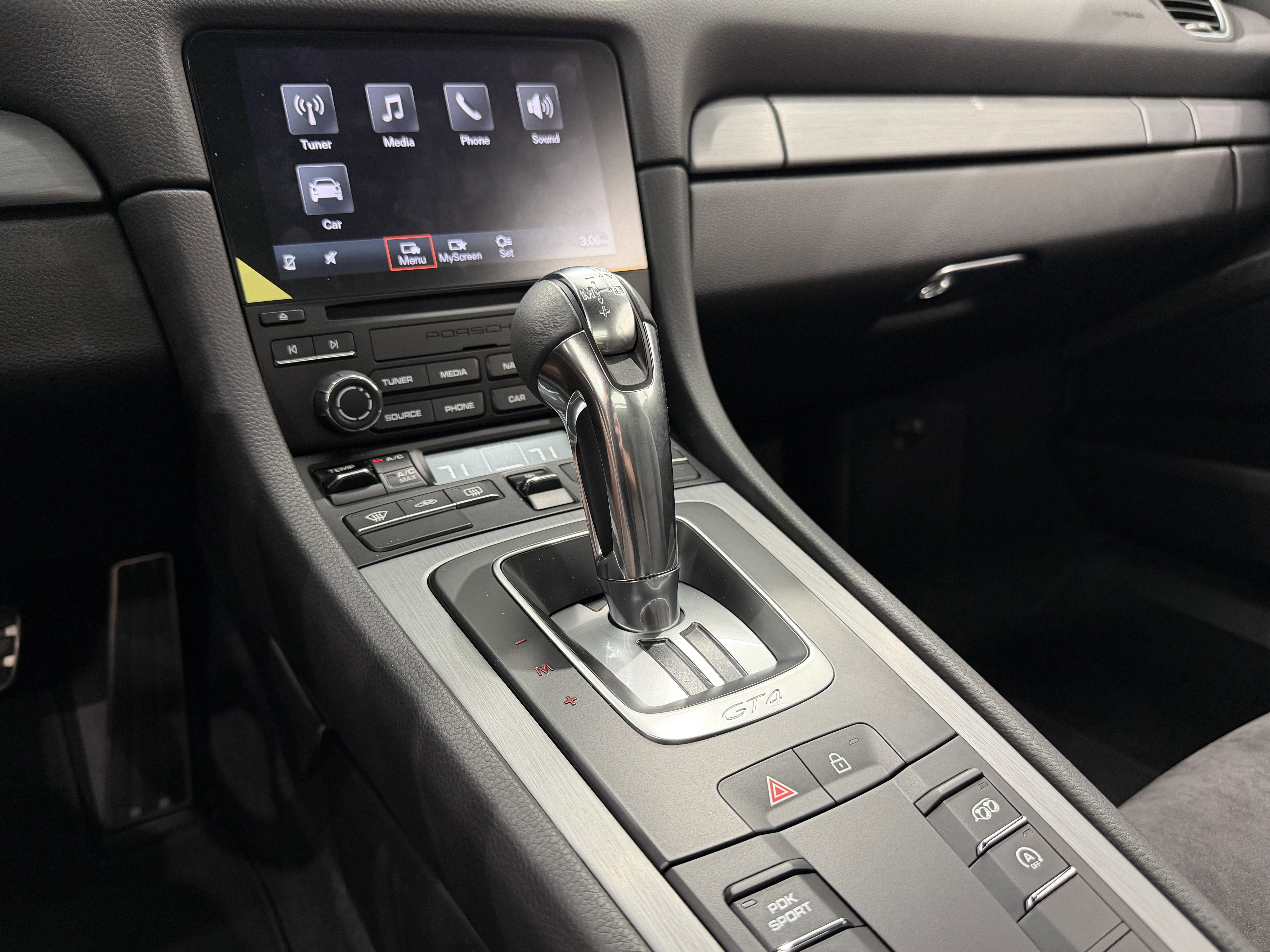 2021 Porsche 718 Cayman Gt4